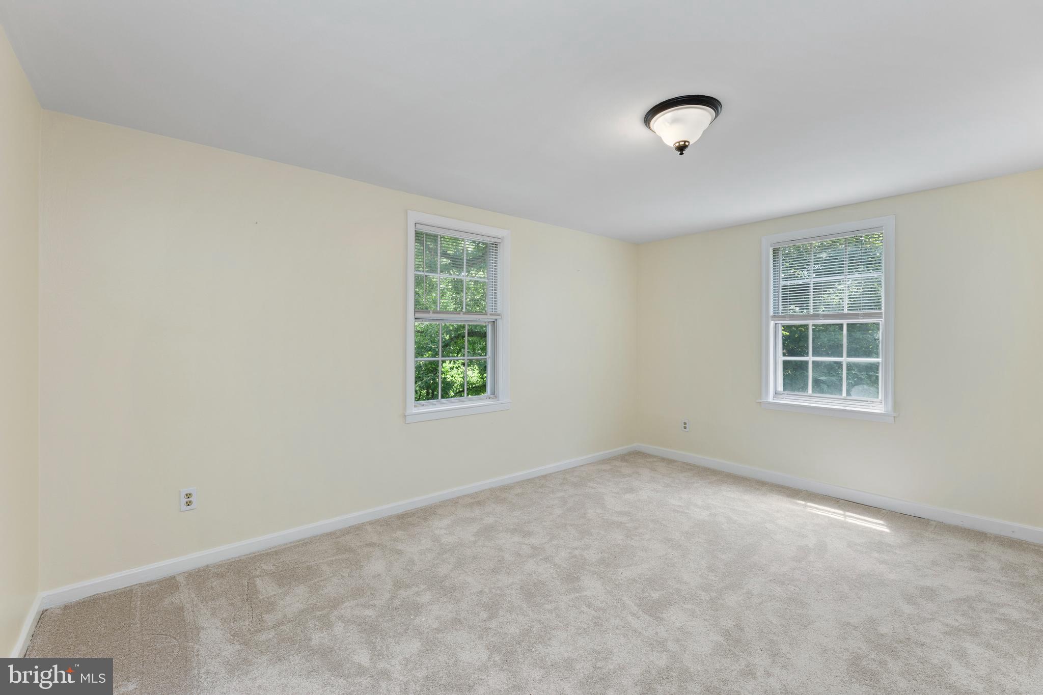 PARK GLEN - Residential Lease