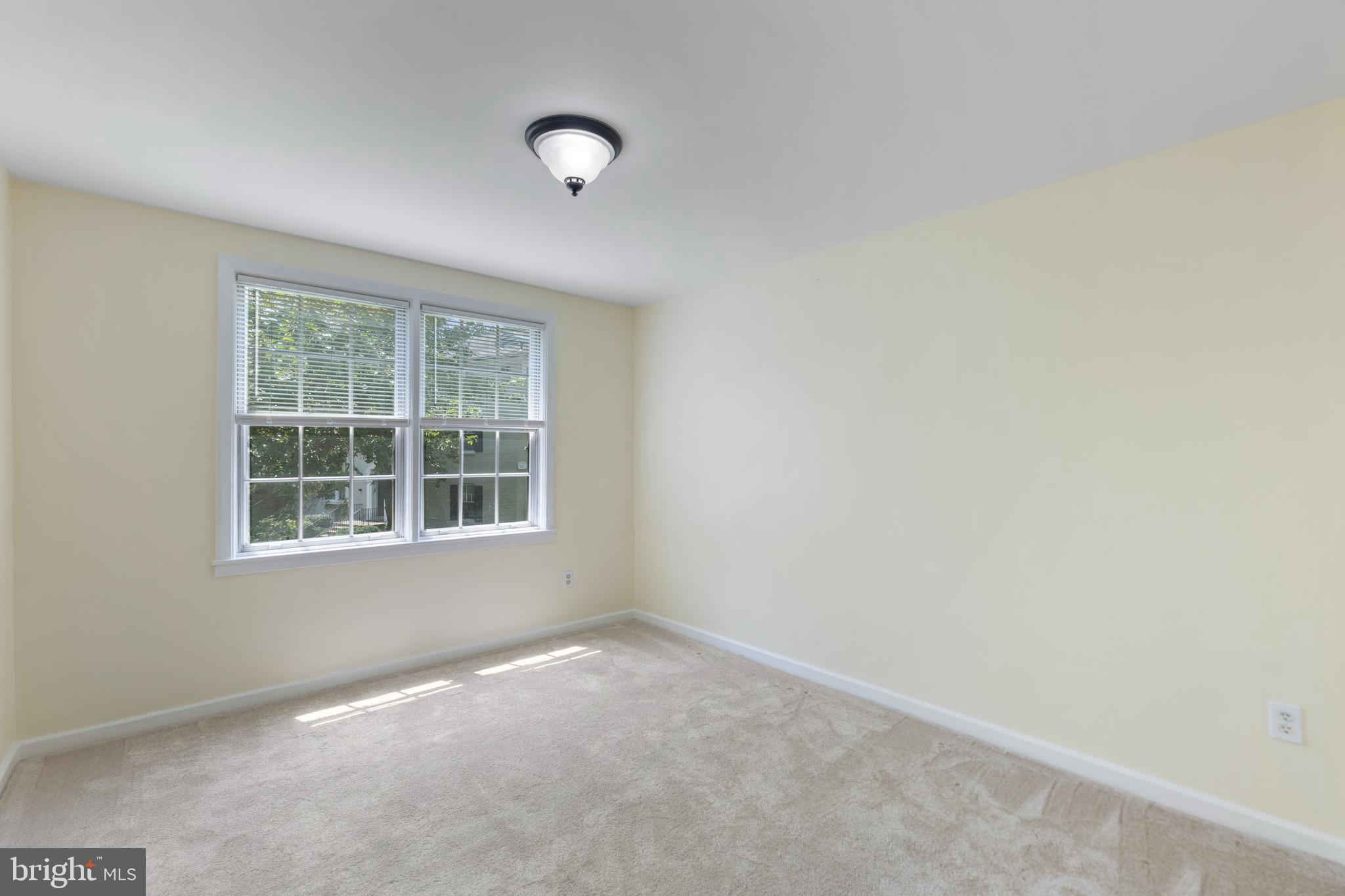 PARK GLEN - Residential Lease