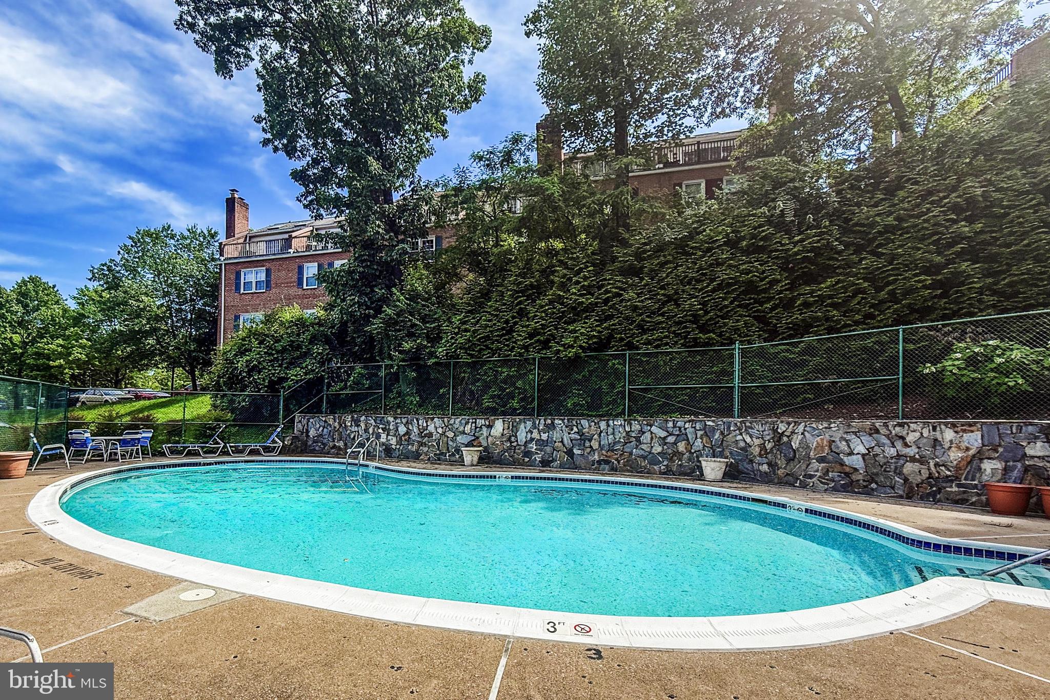 PARK GLEN - Residential Lease