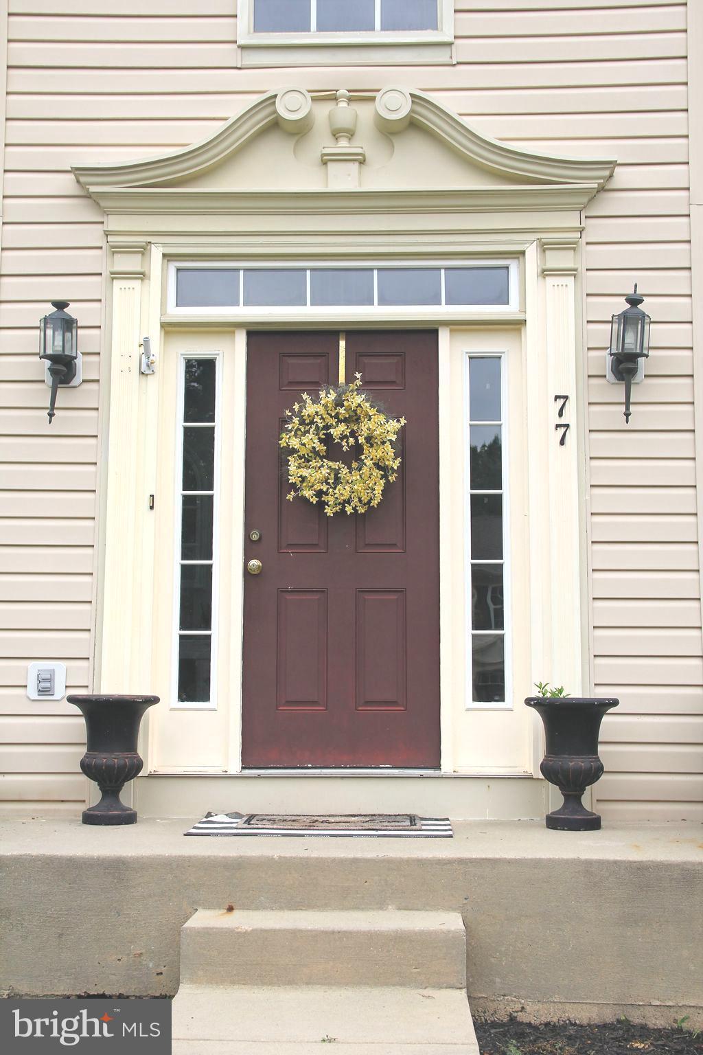77 IRONOAK COURT