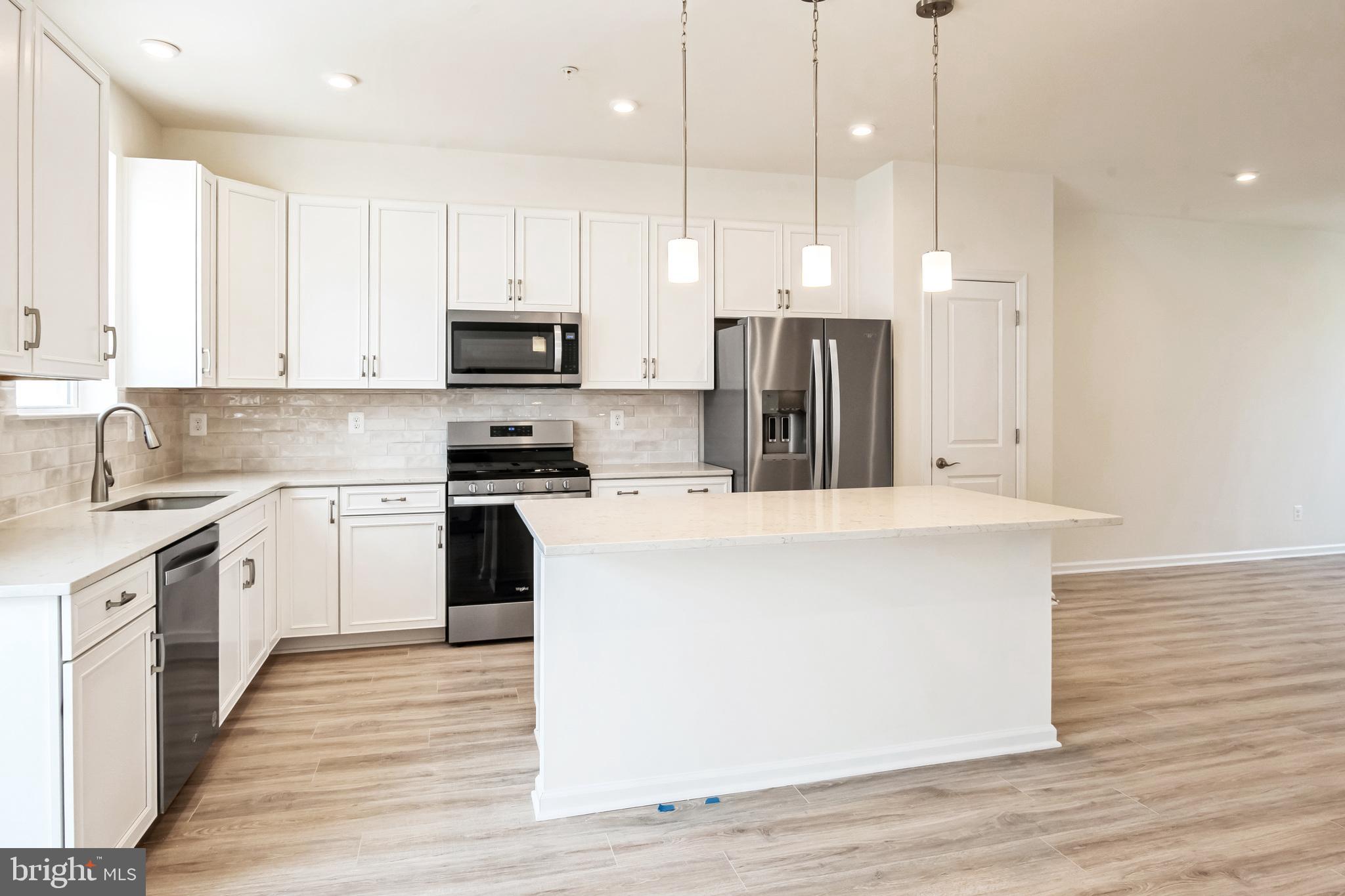 311 RIVERSIDE LANE