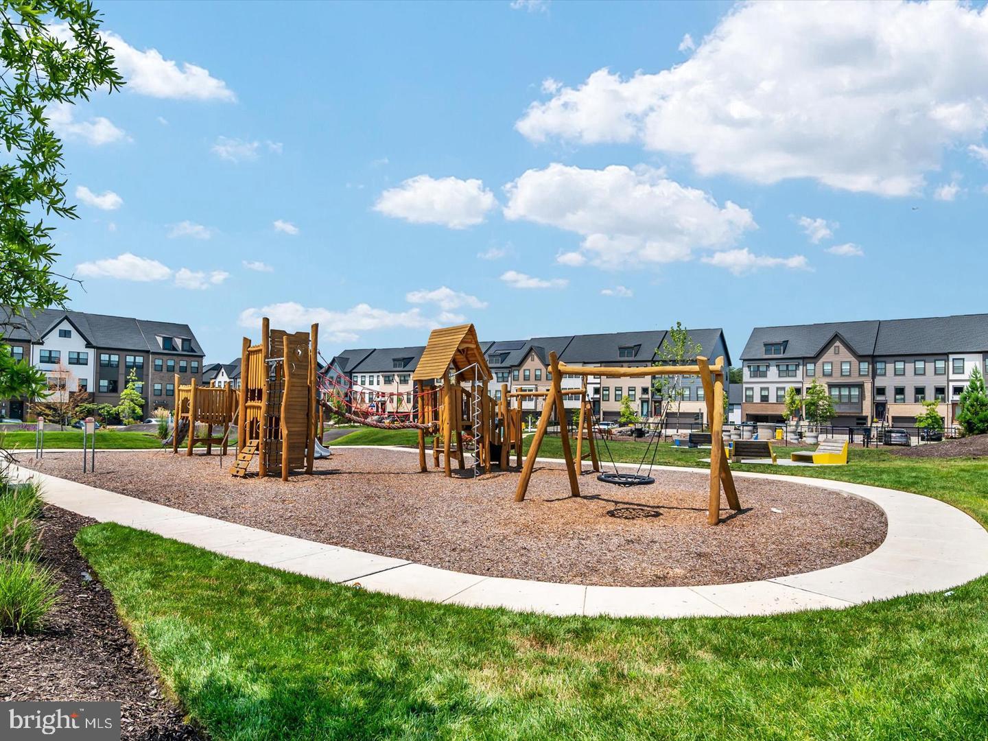 TANYARD SHORES - Residential