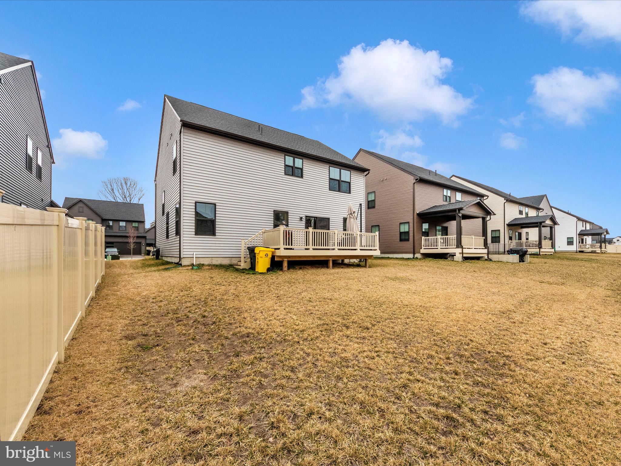 TANYARD SHORES - Residential