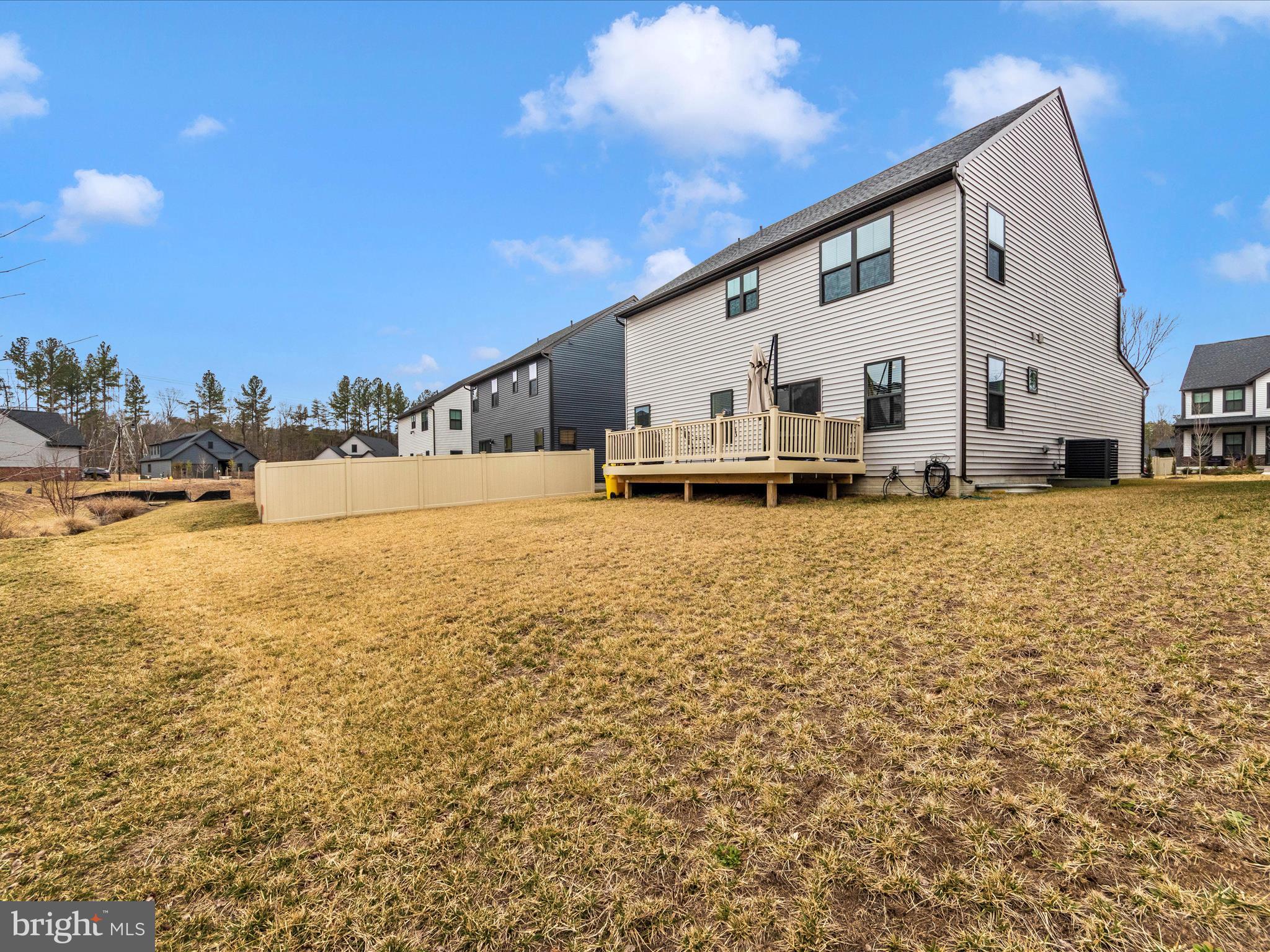 TANYARD SHORES - Residential