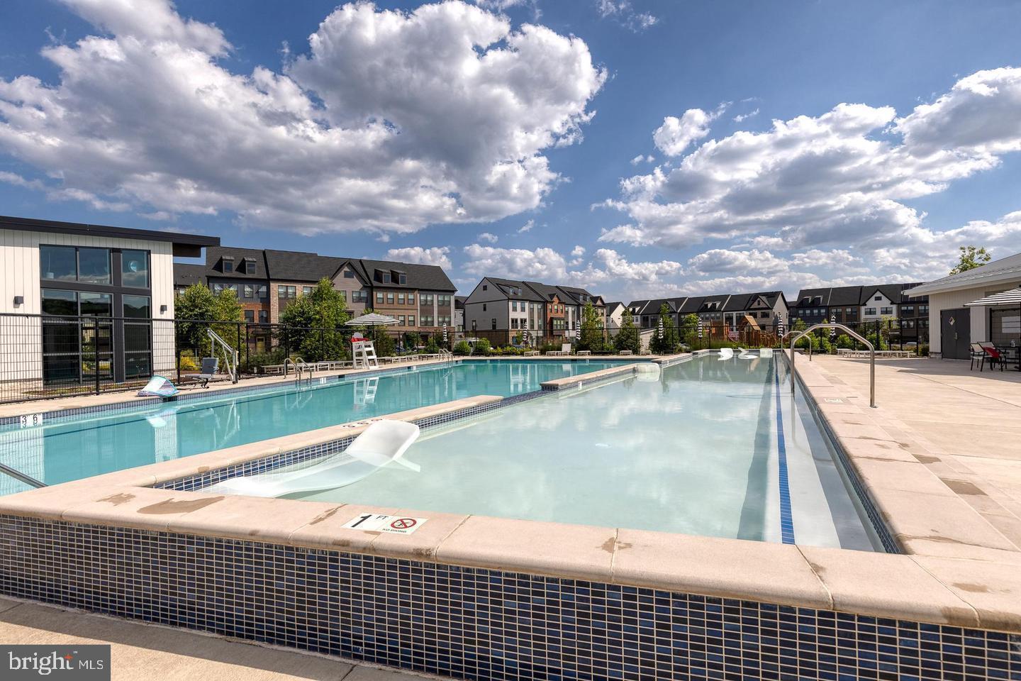 TANYARD SHORES - Residential