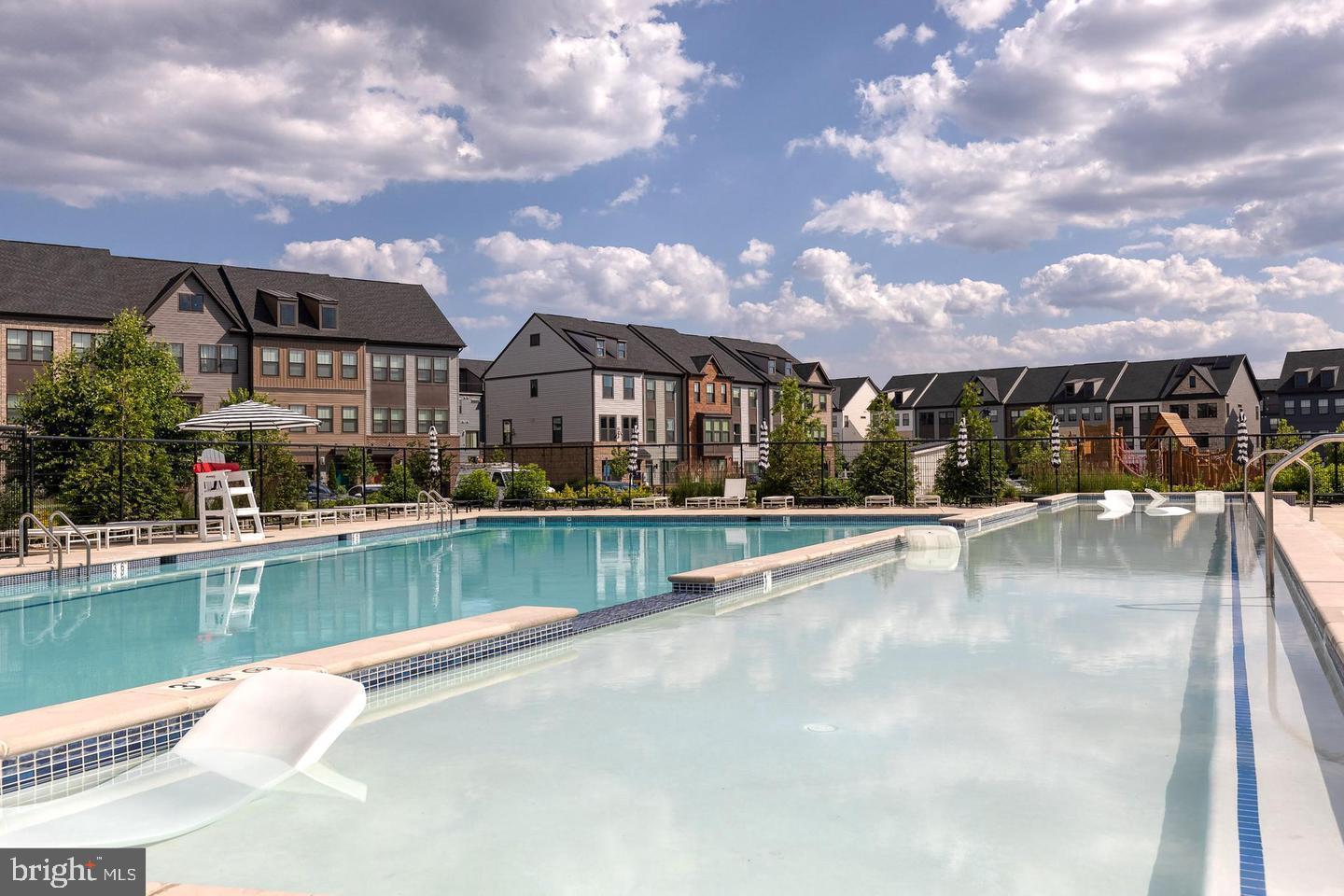 TANYARD SHORES - Residential