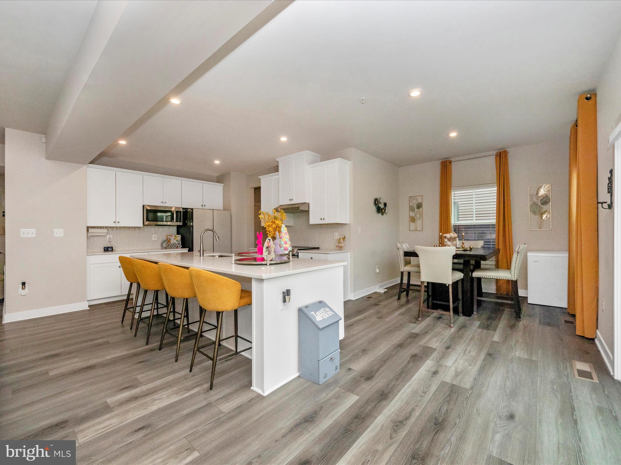 TANYARD SHORES - Residential