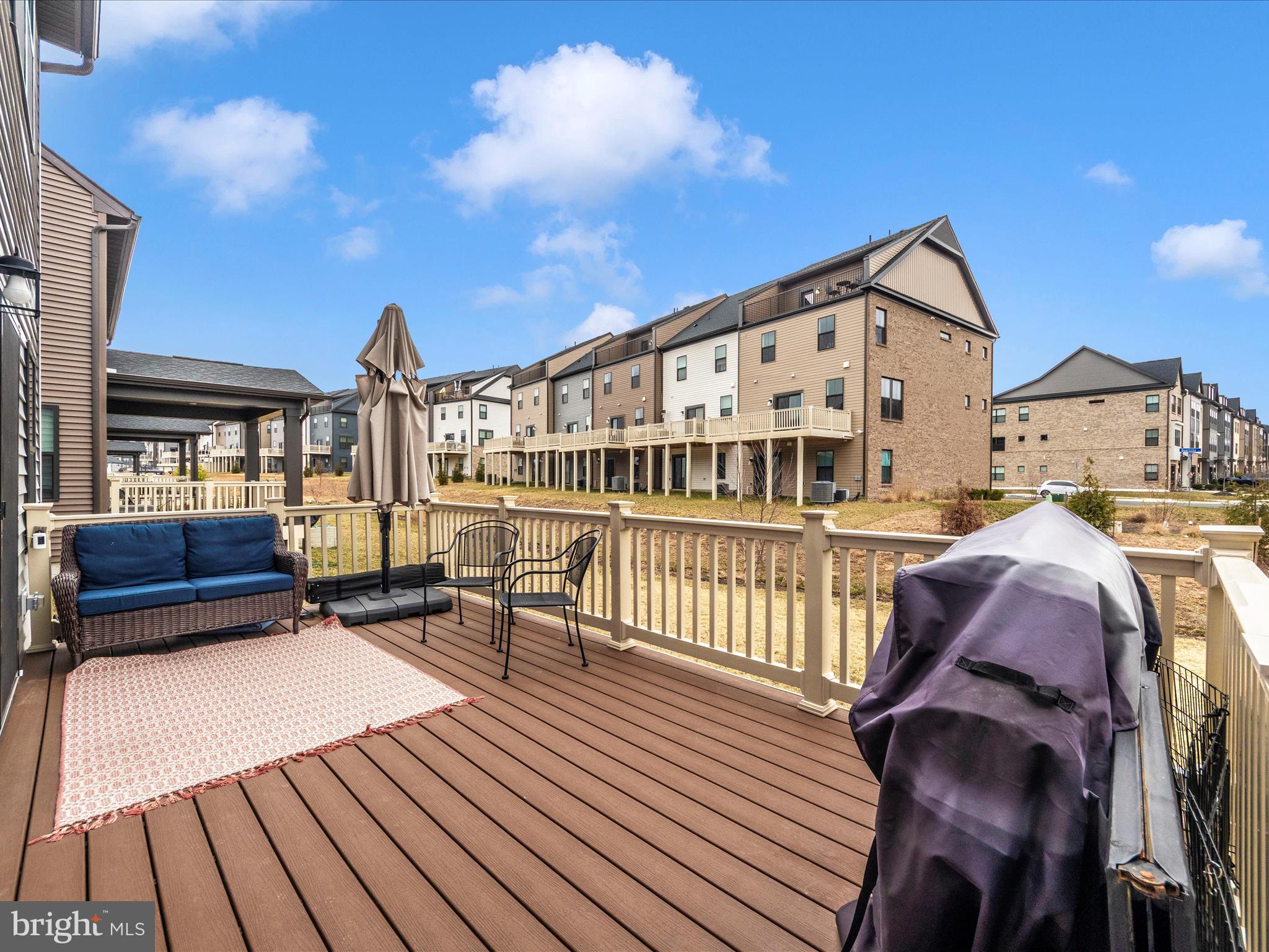 TANYARD SHORES - Residential