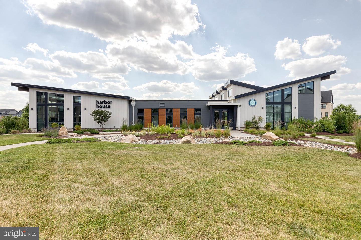 TANYARD SHORES - Residential