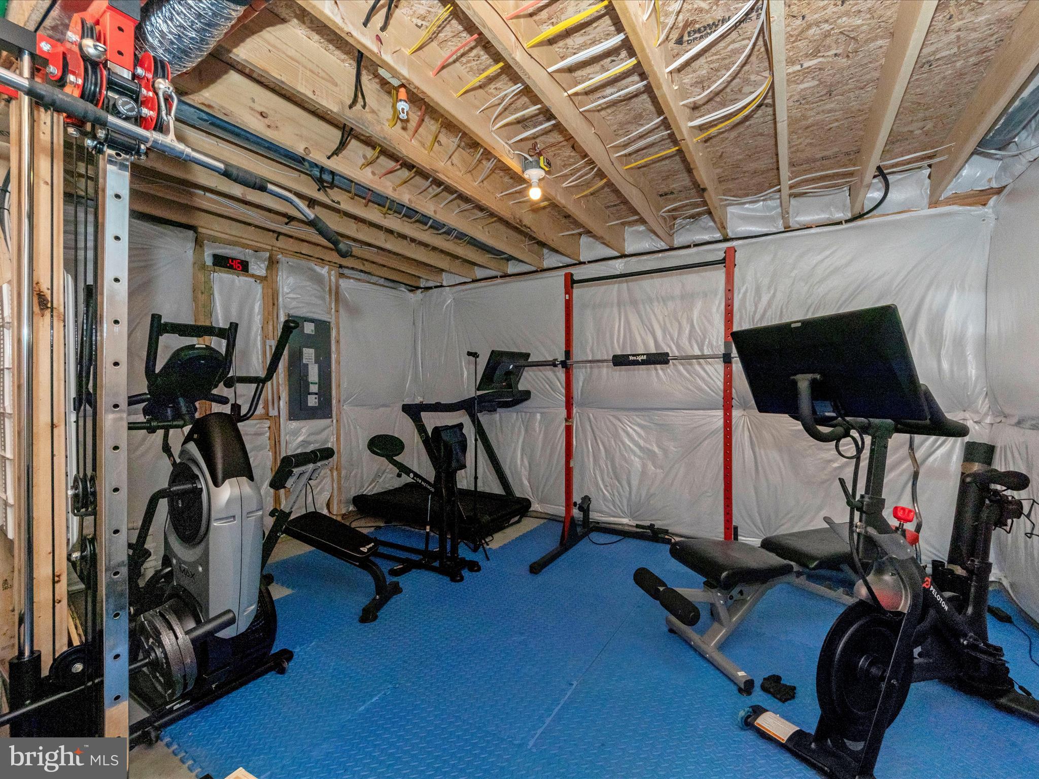 TANYARD SHORES - Residential