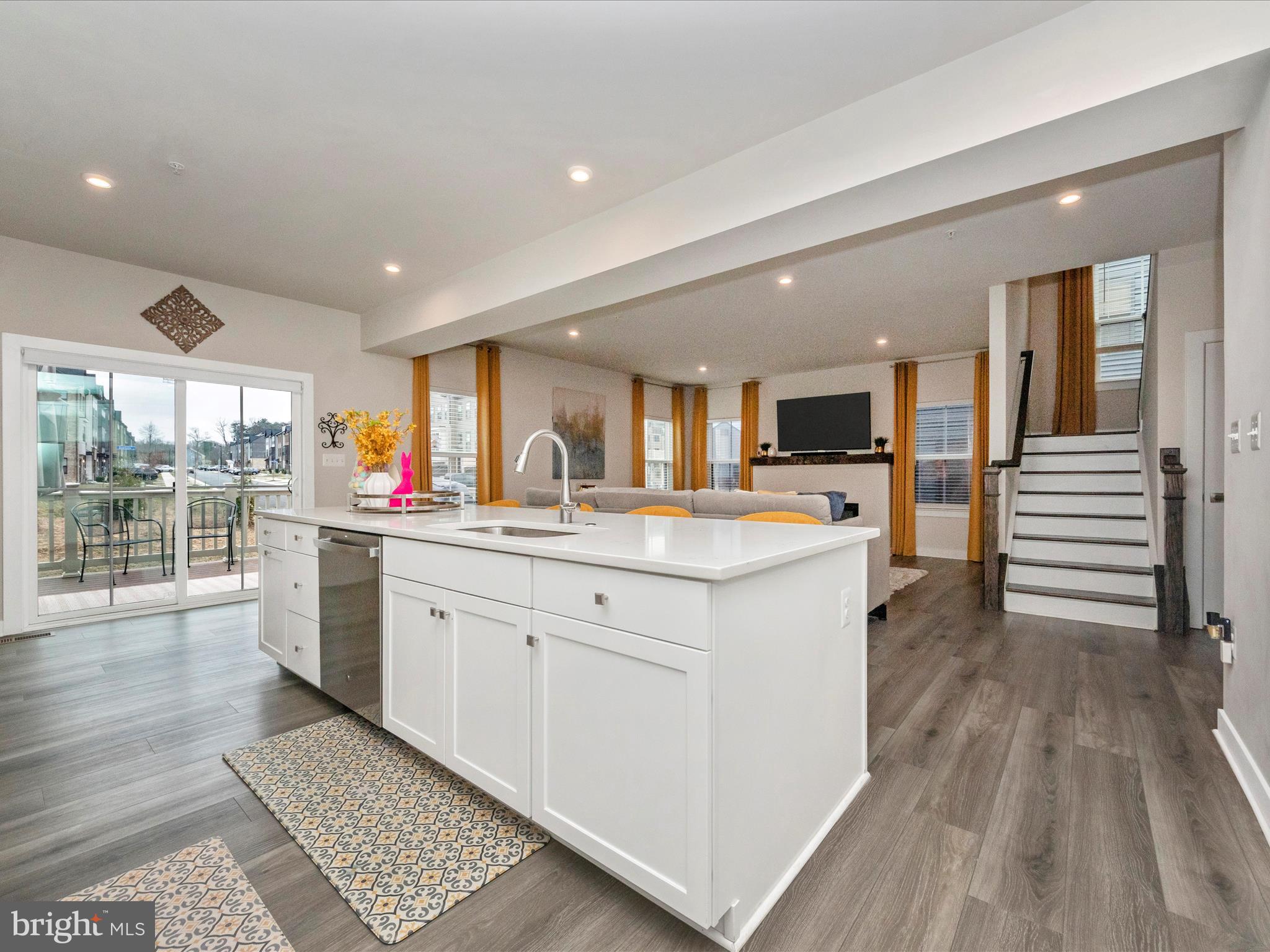 TANYARD SHORES - Residential