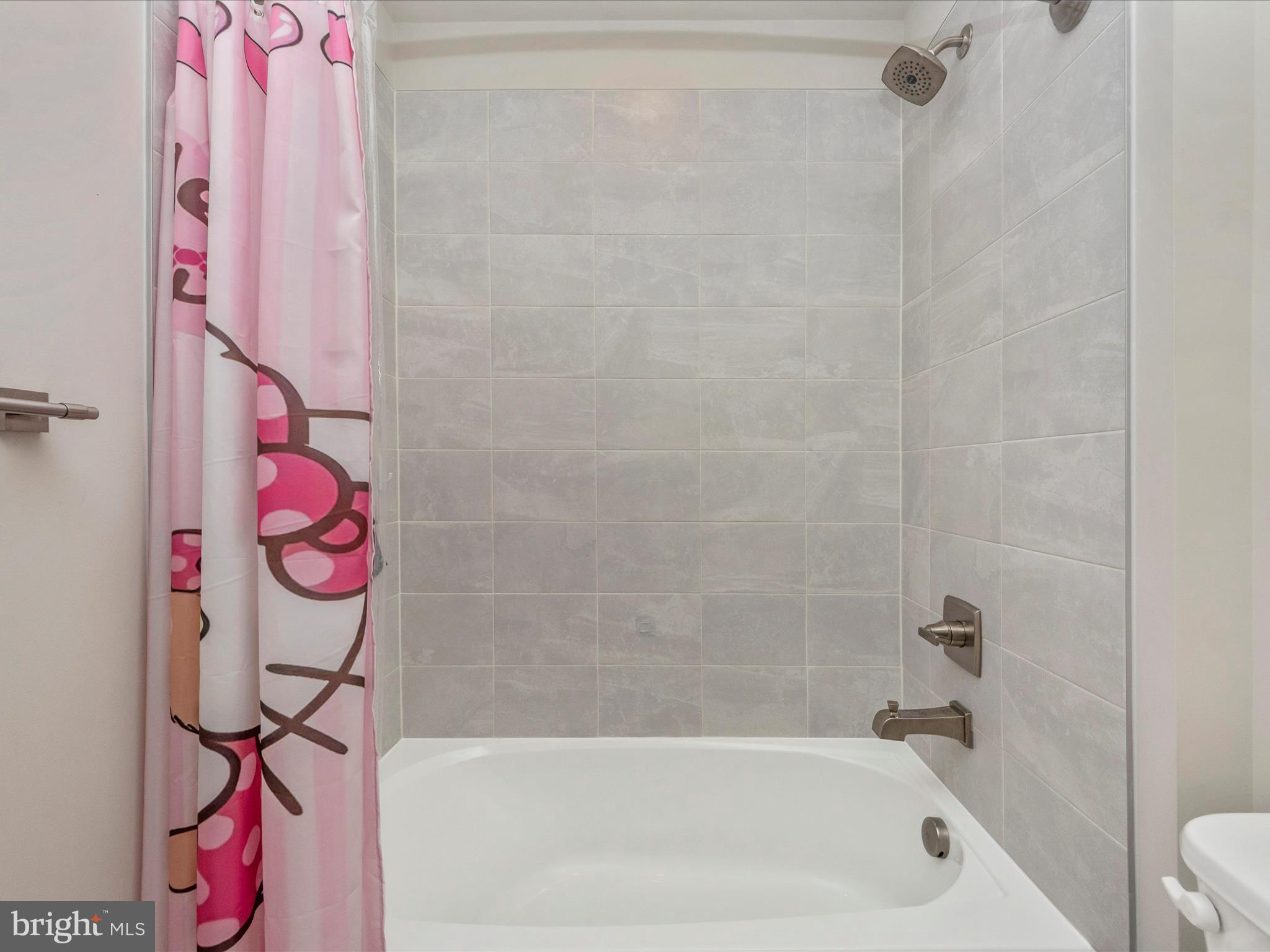 TANYARD SHORES - Residential