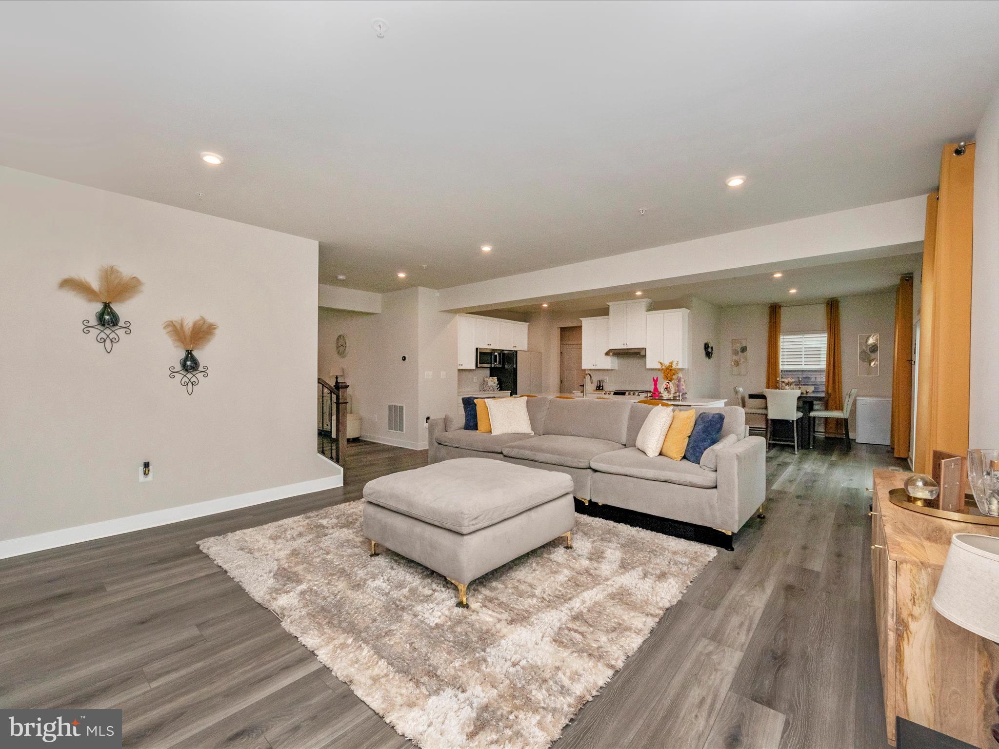 TANYARD SHORES - Residential