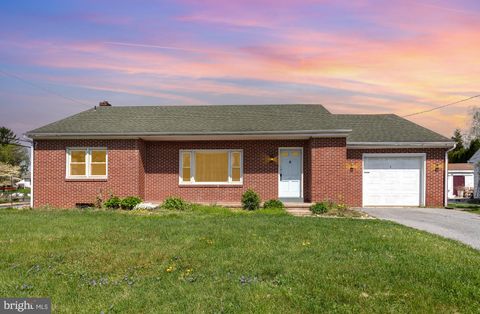 Photo of 61 W Charlotte Street, Millersville, PA 17551 (MLS # PALA2049330)