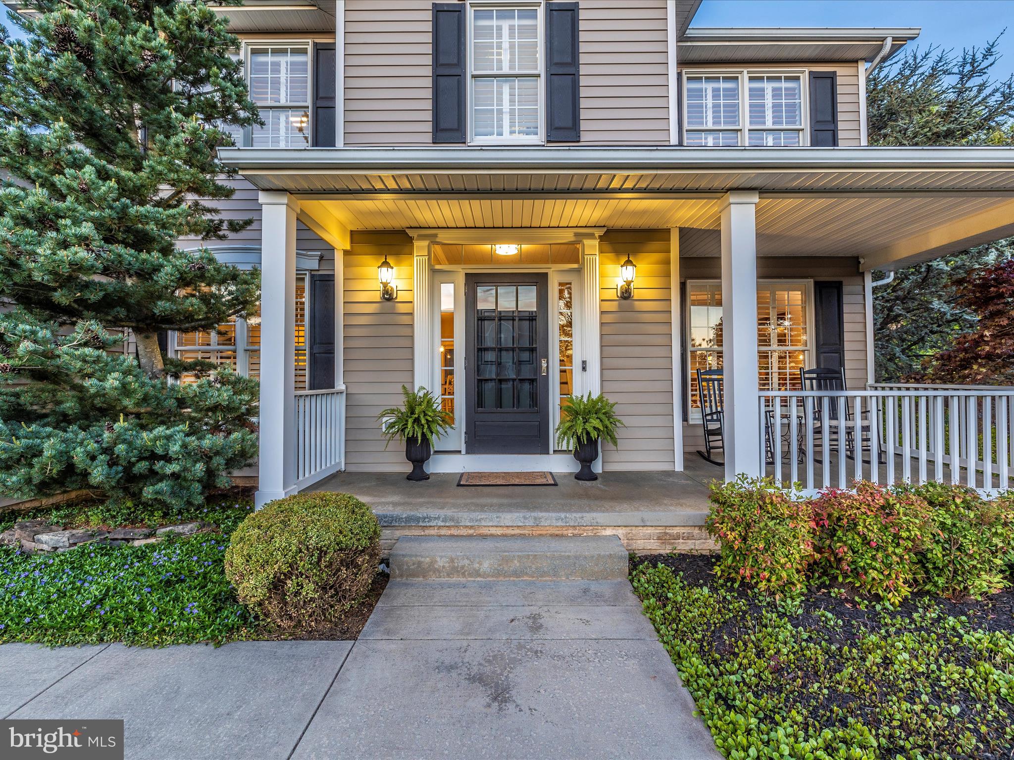 FOXFIELD AT MIDDLETOWN - Residential