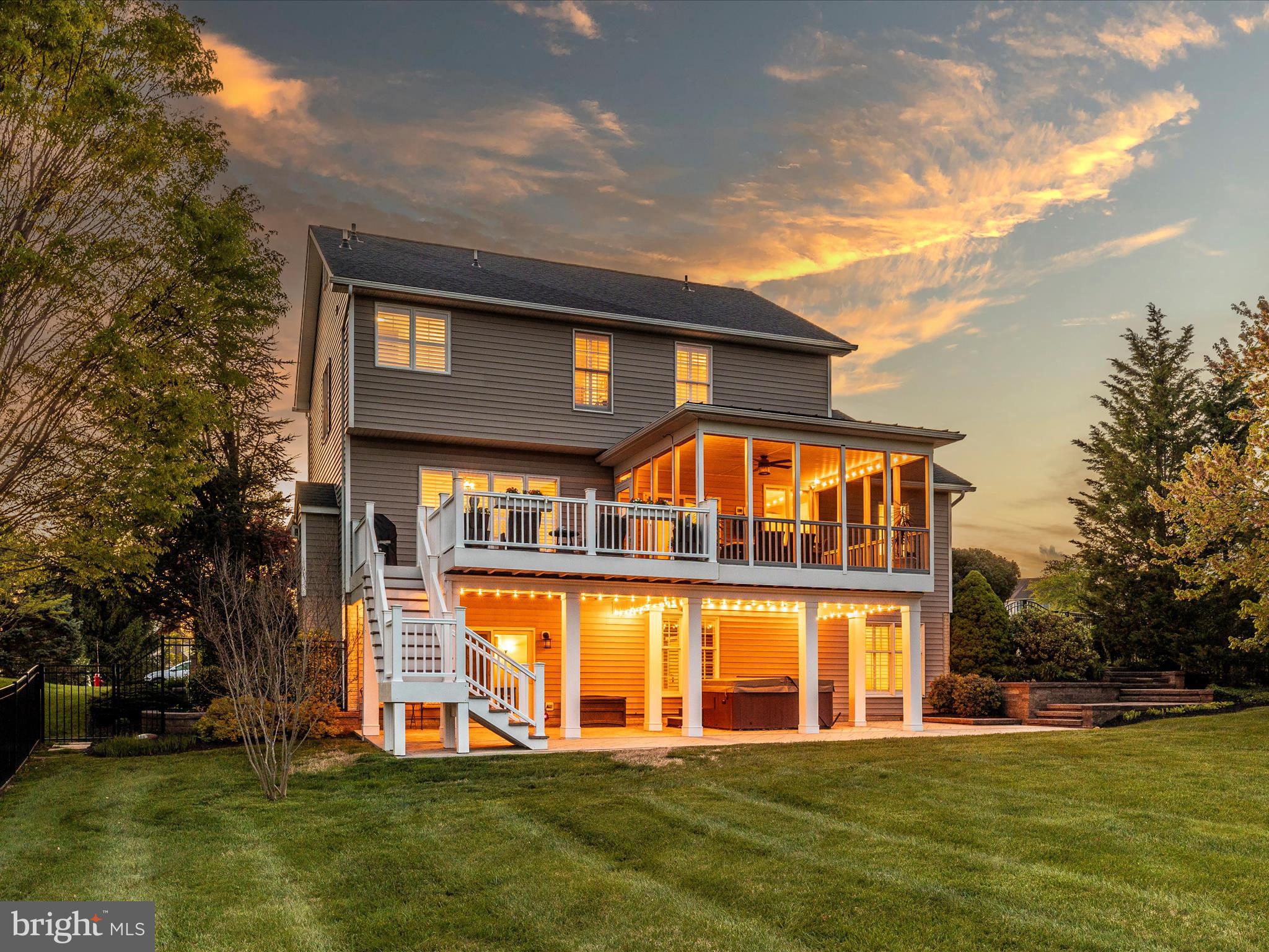 FOXFIELD AT MIDDLETOWN - Residential