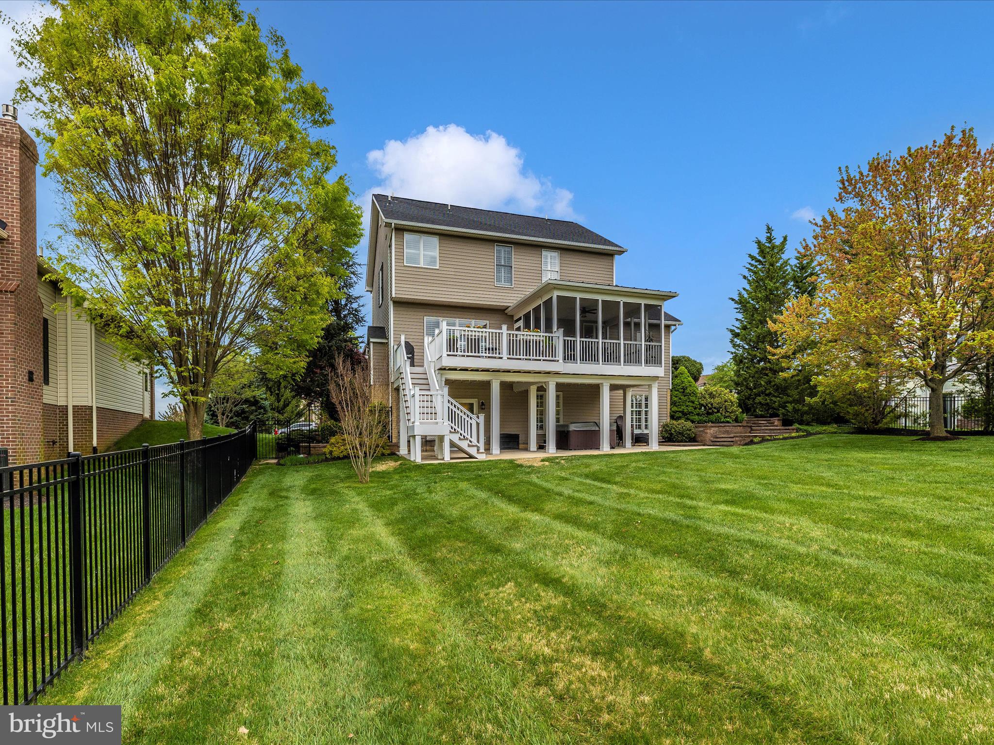 FOXFIELD AT MIDDLETOWN - Residential