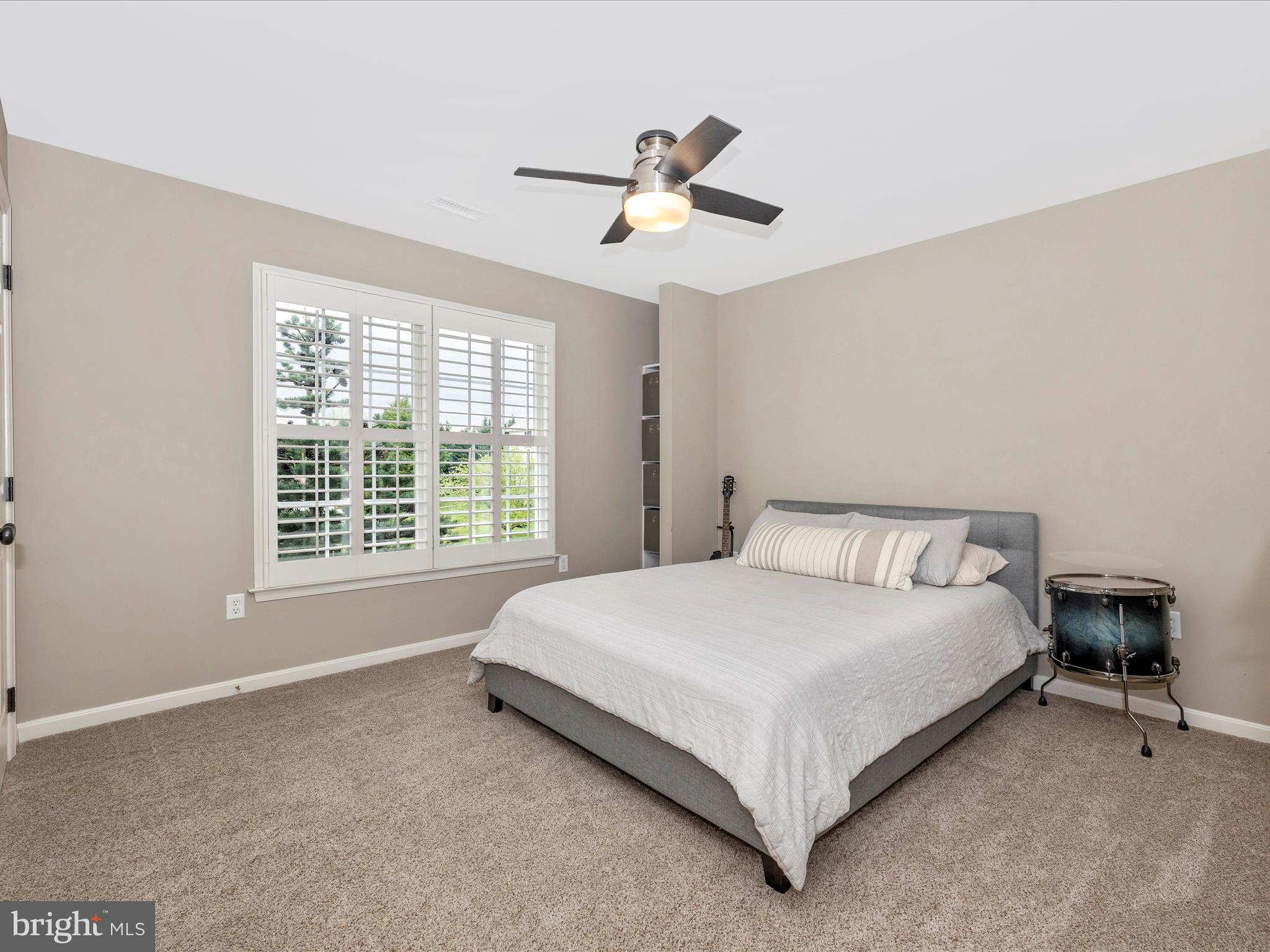 FOXFIELD AT MIDDLETOWN - Residential