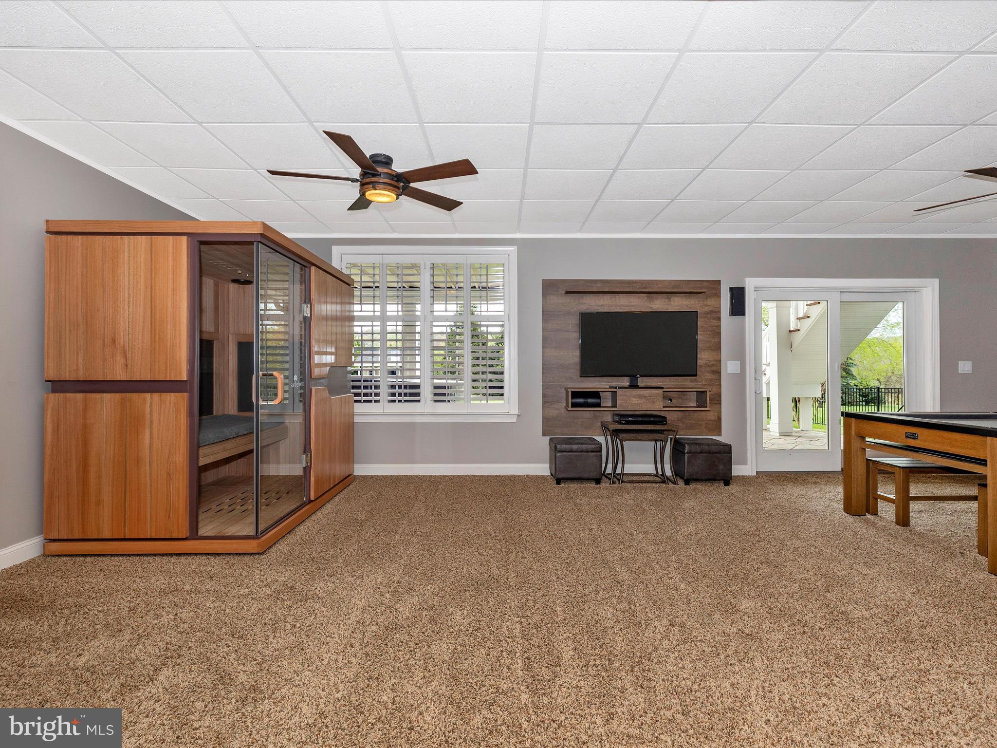 FOXFIELD AT MIDDLETOWN - Residential