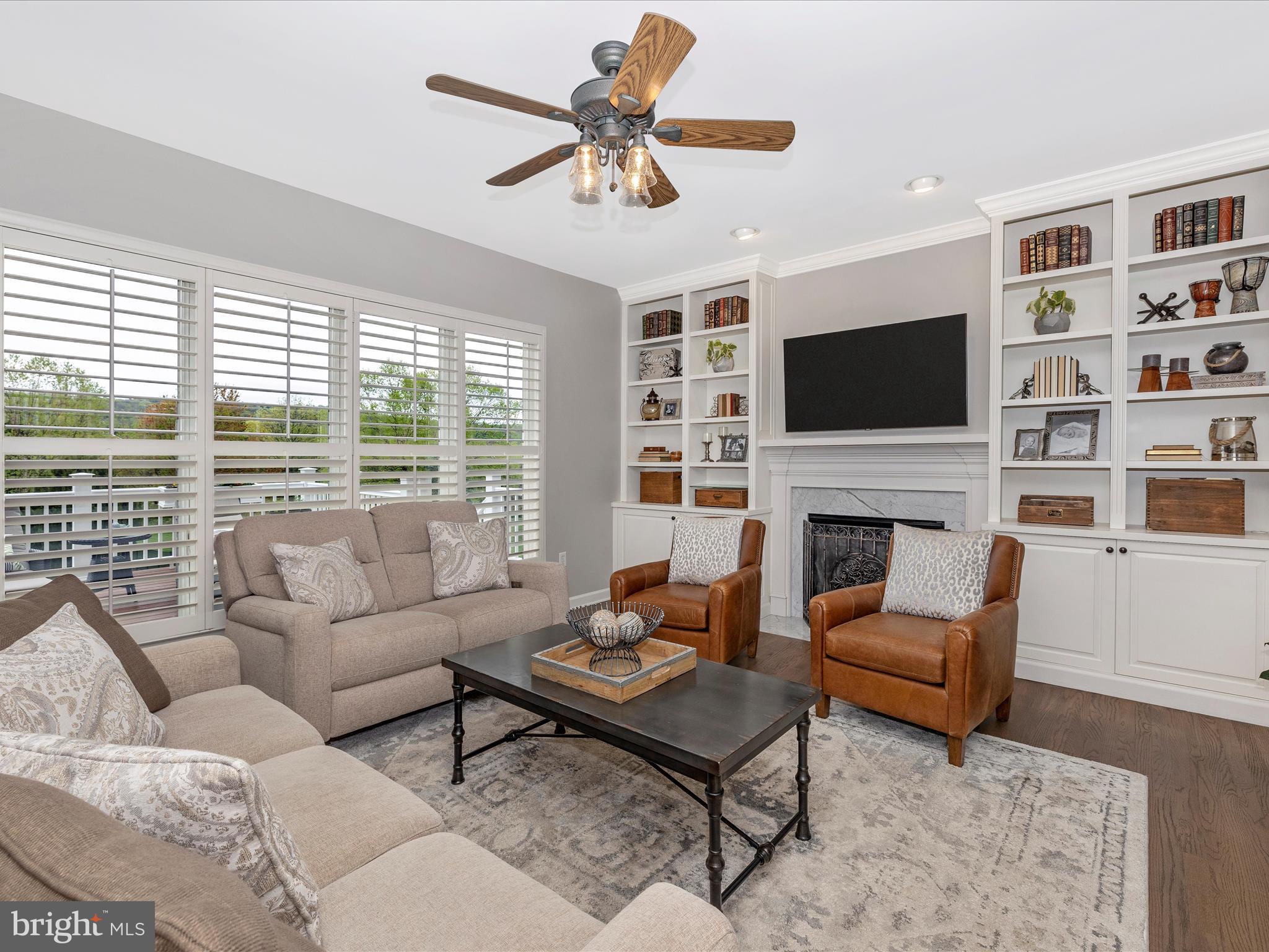 FOXFIELD AT MIDDLETOWN - Residential