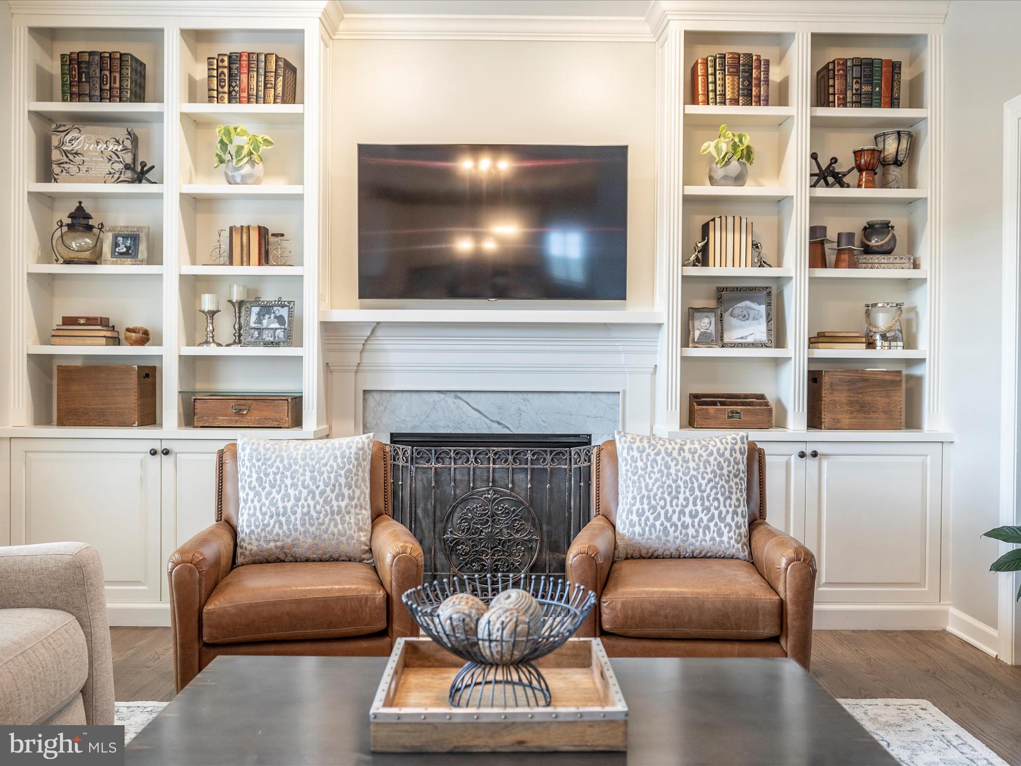 FOXFIELD AT MIDDLETOWN - Residential