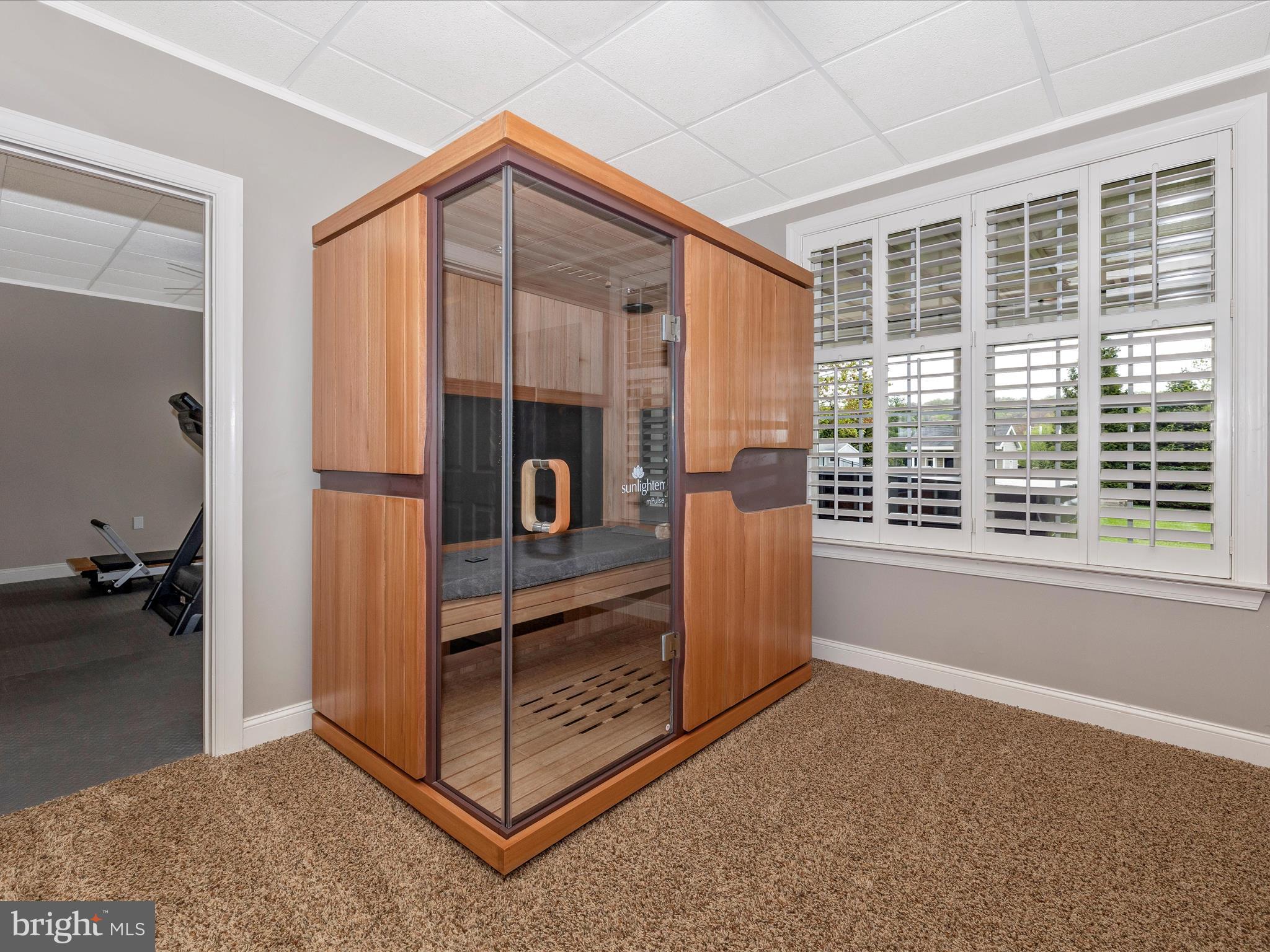 FOXFIELD AT MIDDLETOWN - Residential