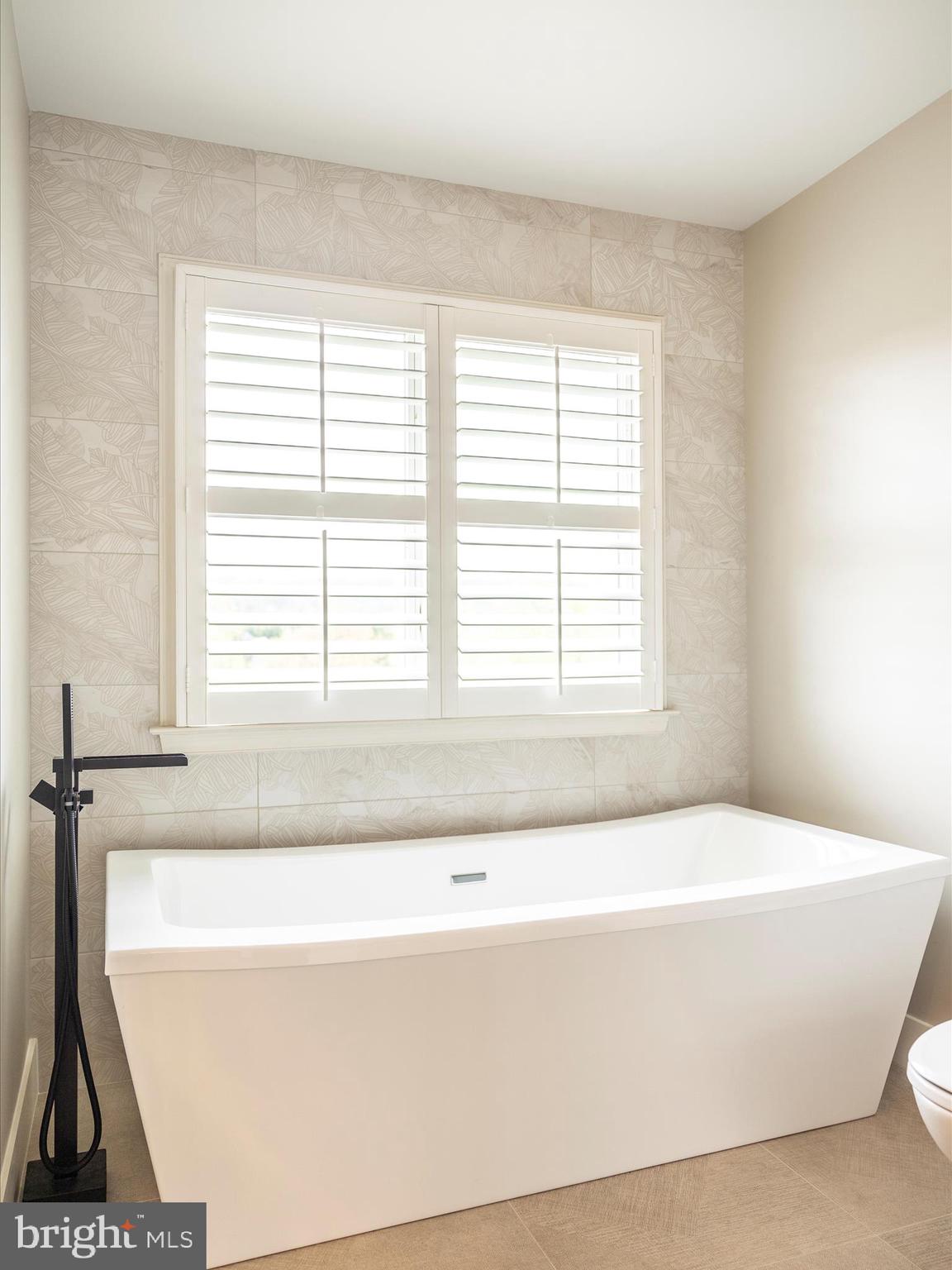 FOXFIELD AT MIDDLETOWN - Residential