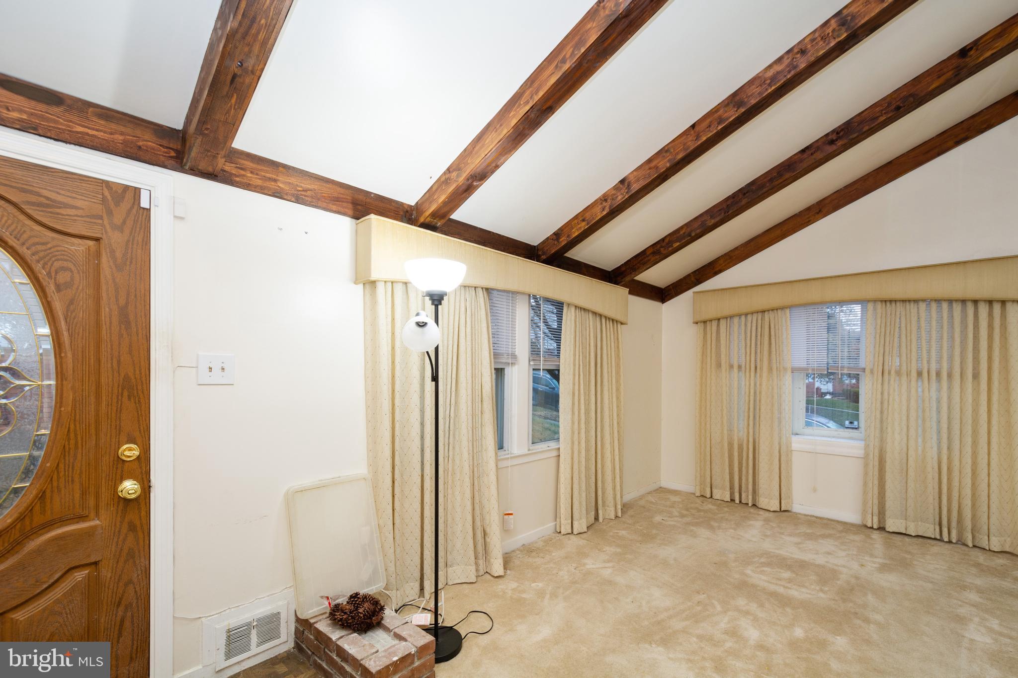 KERBY HILL - Residential