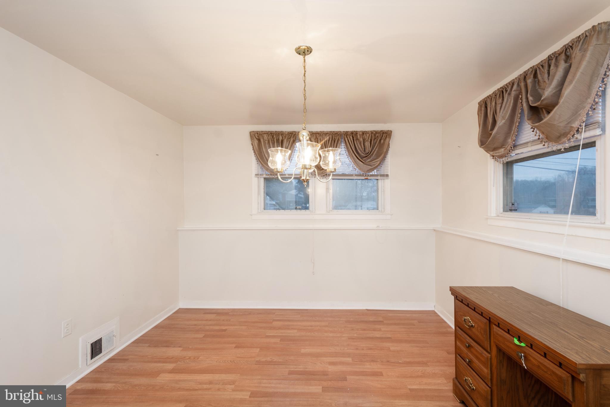 KERBY HILL - Residential