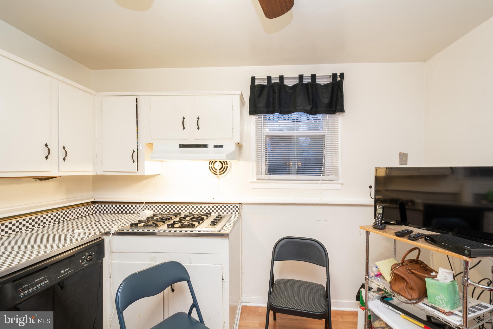 KERBY HILL - Residential