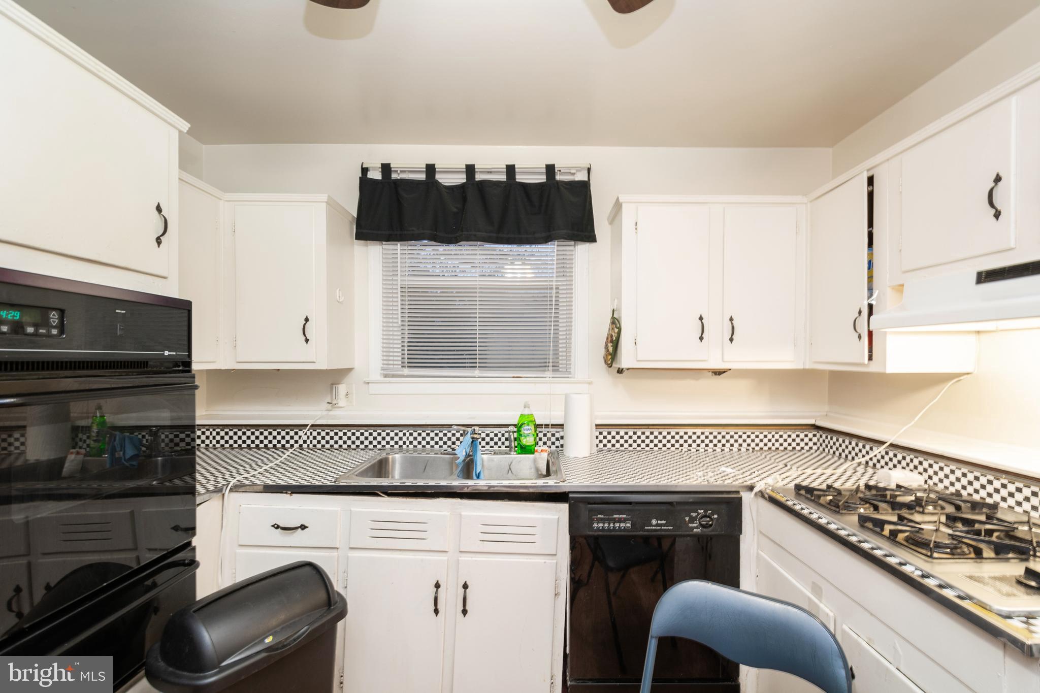 KERBY HILL - Residential