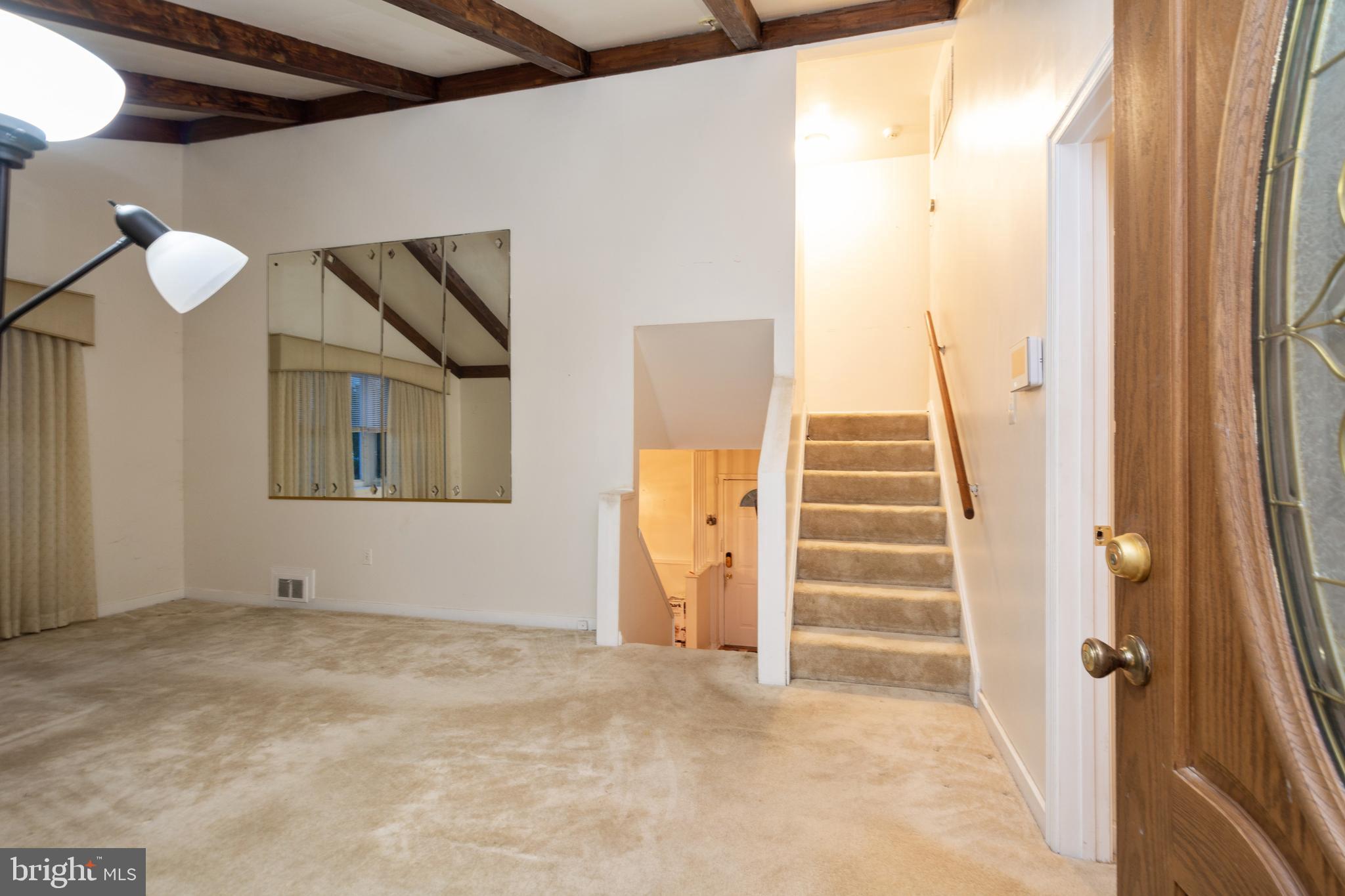 KERBY HILL - Residential