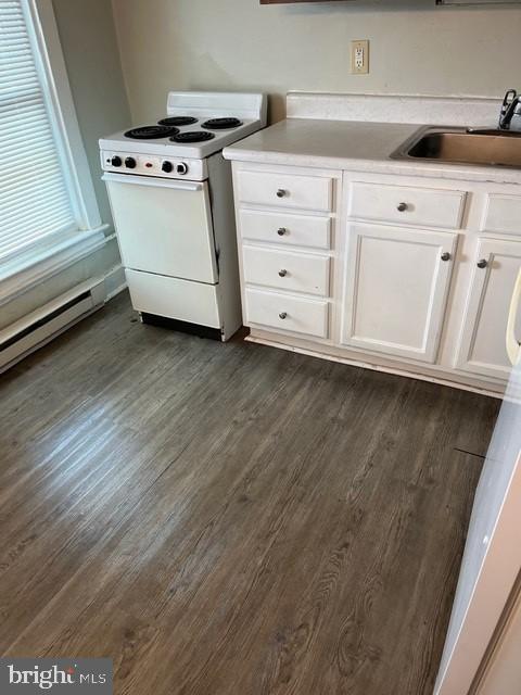 Cozy 1st floor 1 bedroom apartment located in West York. This unit features wood flooring throughout, living room and kitchen with gas stove and refrigerator. Private coin operated laundry across the street. Convenient to shopping, restaurants and entertainment. No pets and no smoking indoors.