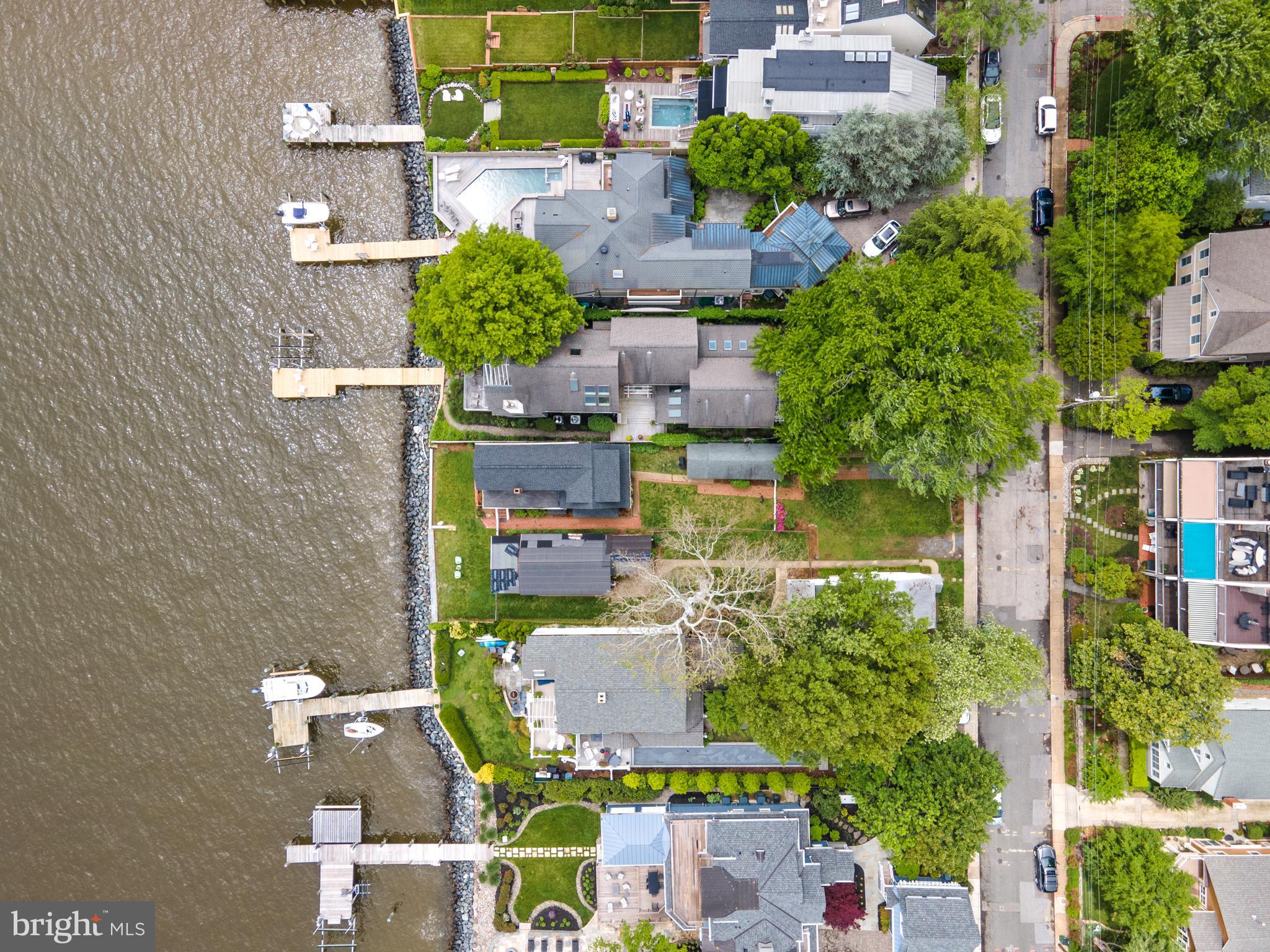 EASTPORT - Residential