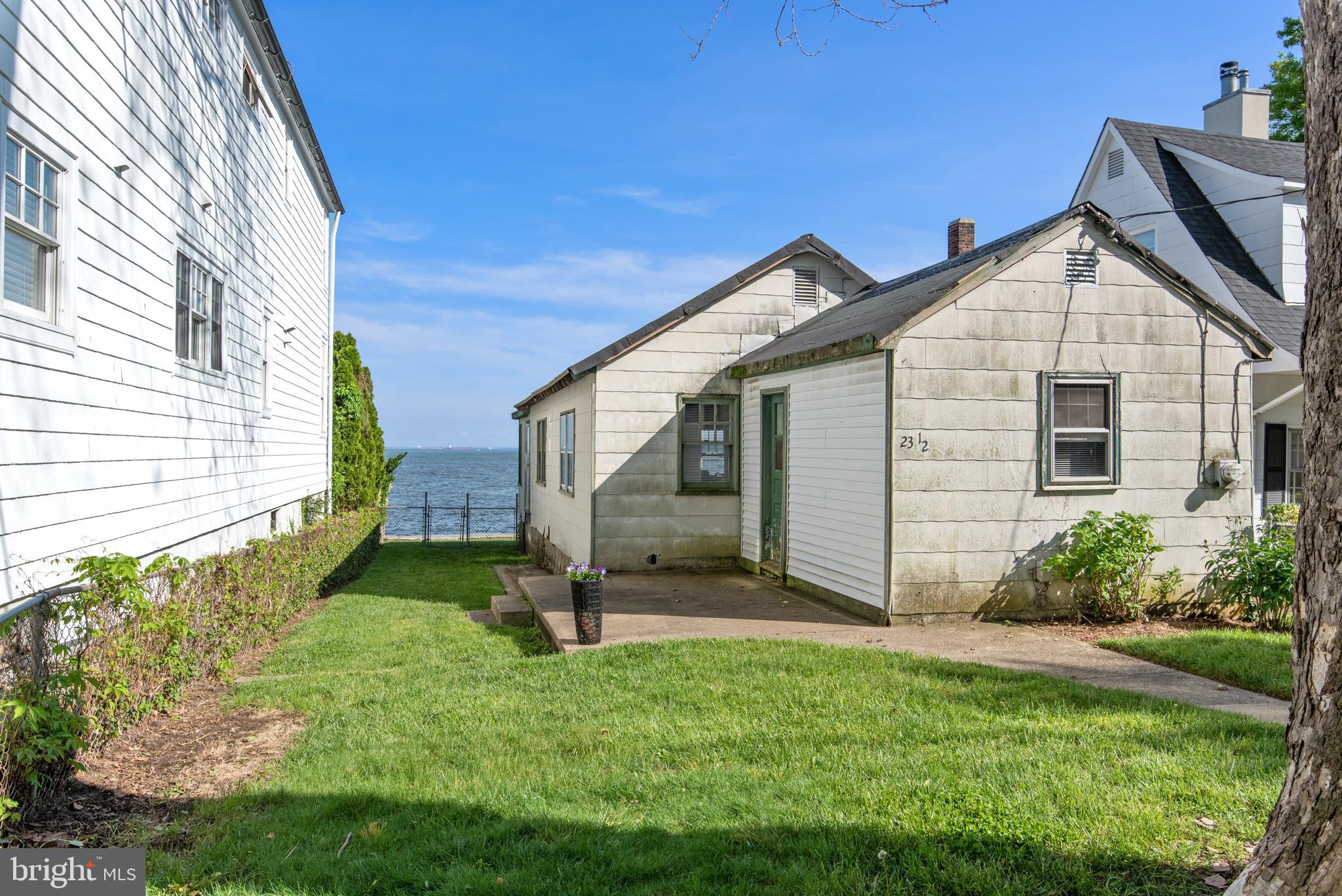 EASTPORT - Residential