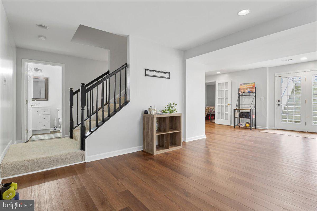 SOUTHCOATE VILLAGE - Residential