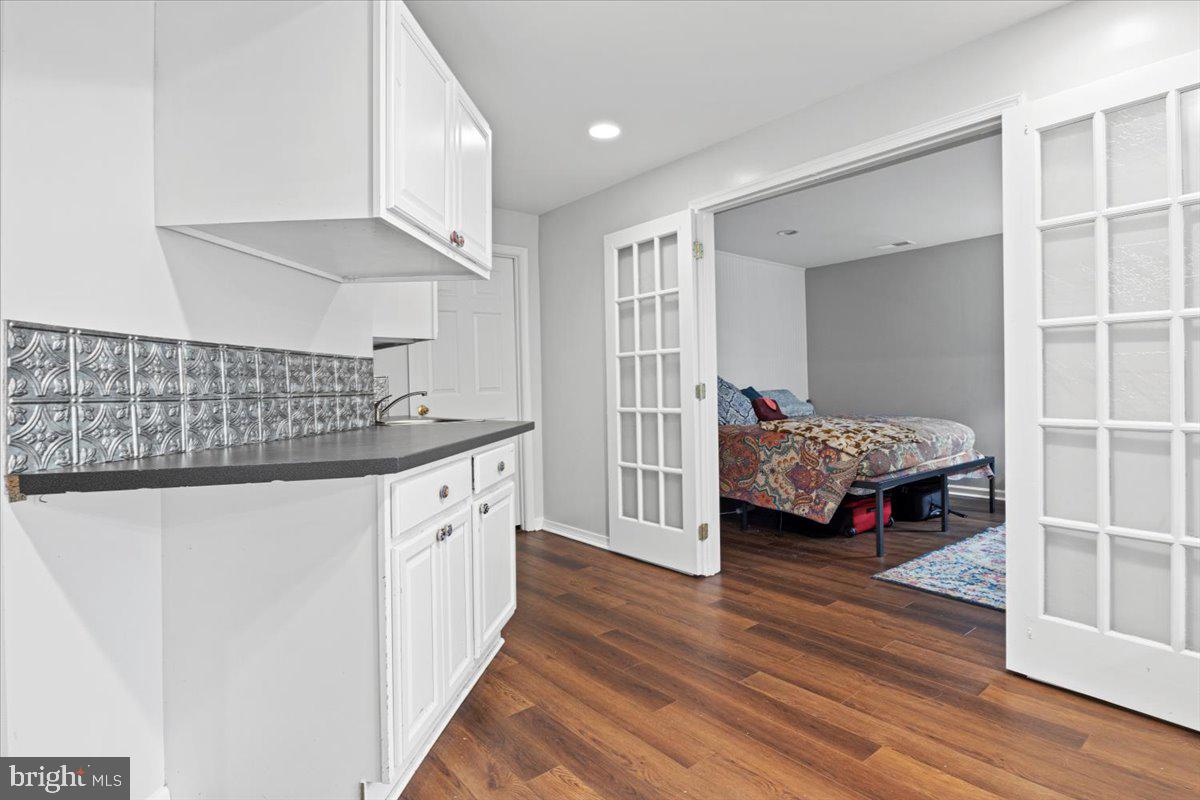 SOUTHCOATE VILLAGE - Residential