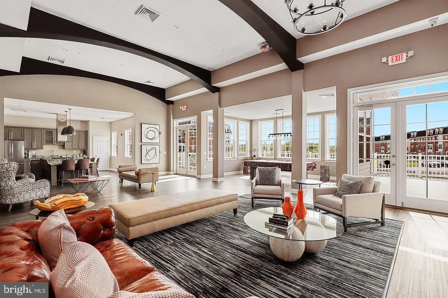 WESTVIEW SOUTH - Residential Lease