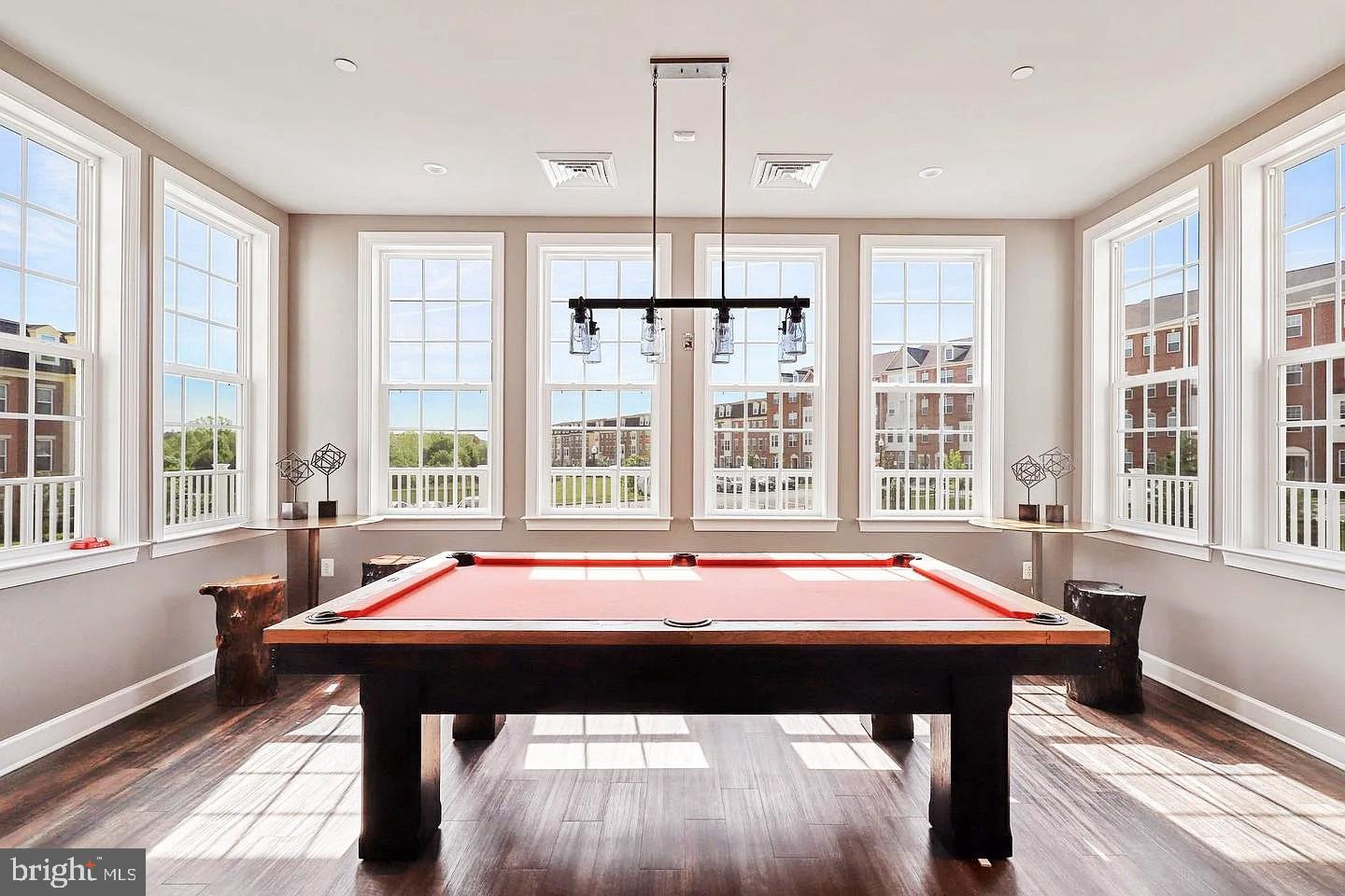 WESTVIEW SOUTH - Residential Lease