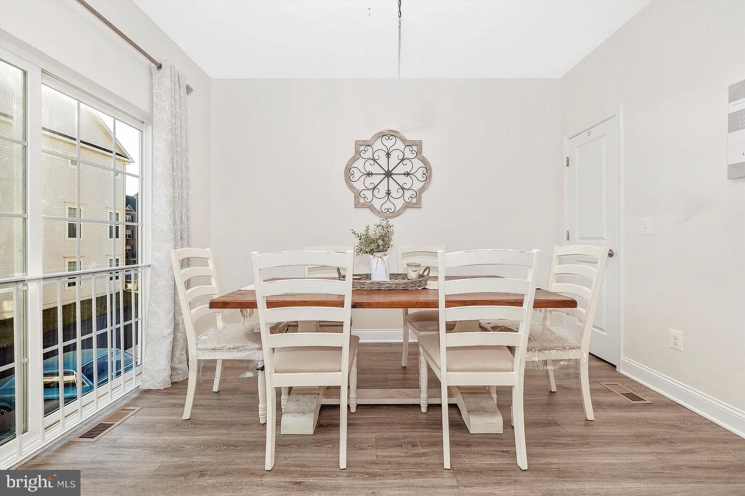 WESTVIEW SOUTH - Residential Lease