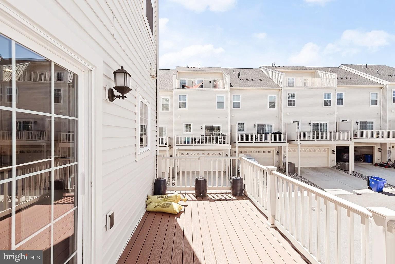 WESTVIEW SOUTH - Residential Lease