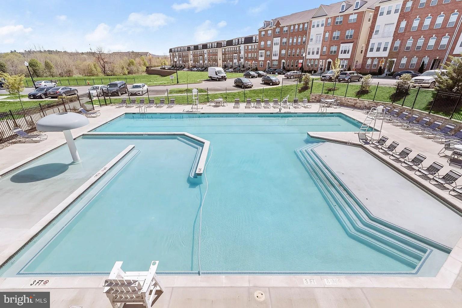 WESTVIEW SOUTH - Residential Lease