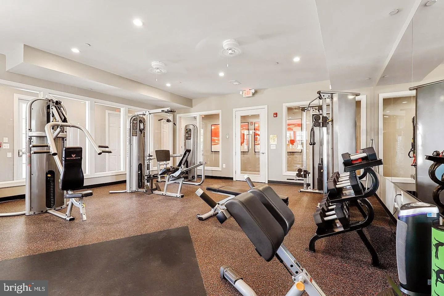 WESTVIEW SOUTH - Residential Lease