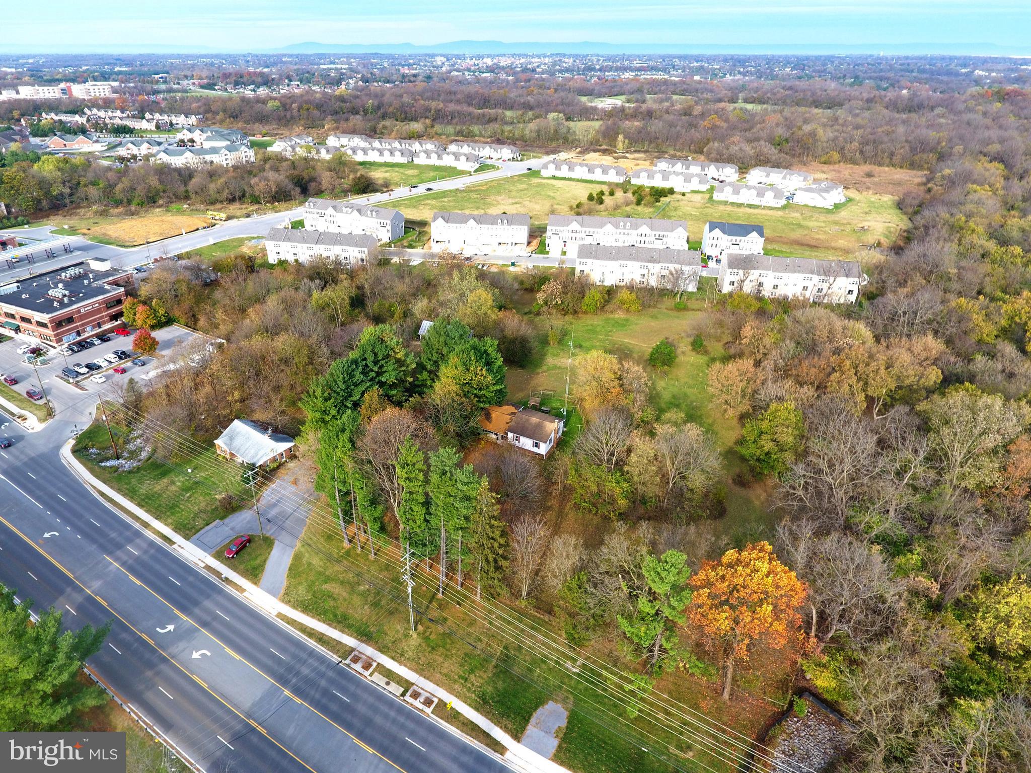 11302 ROBINWOOD DRIVE