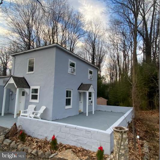 FOULGER AND BOLDOG - Residential Lease