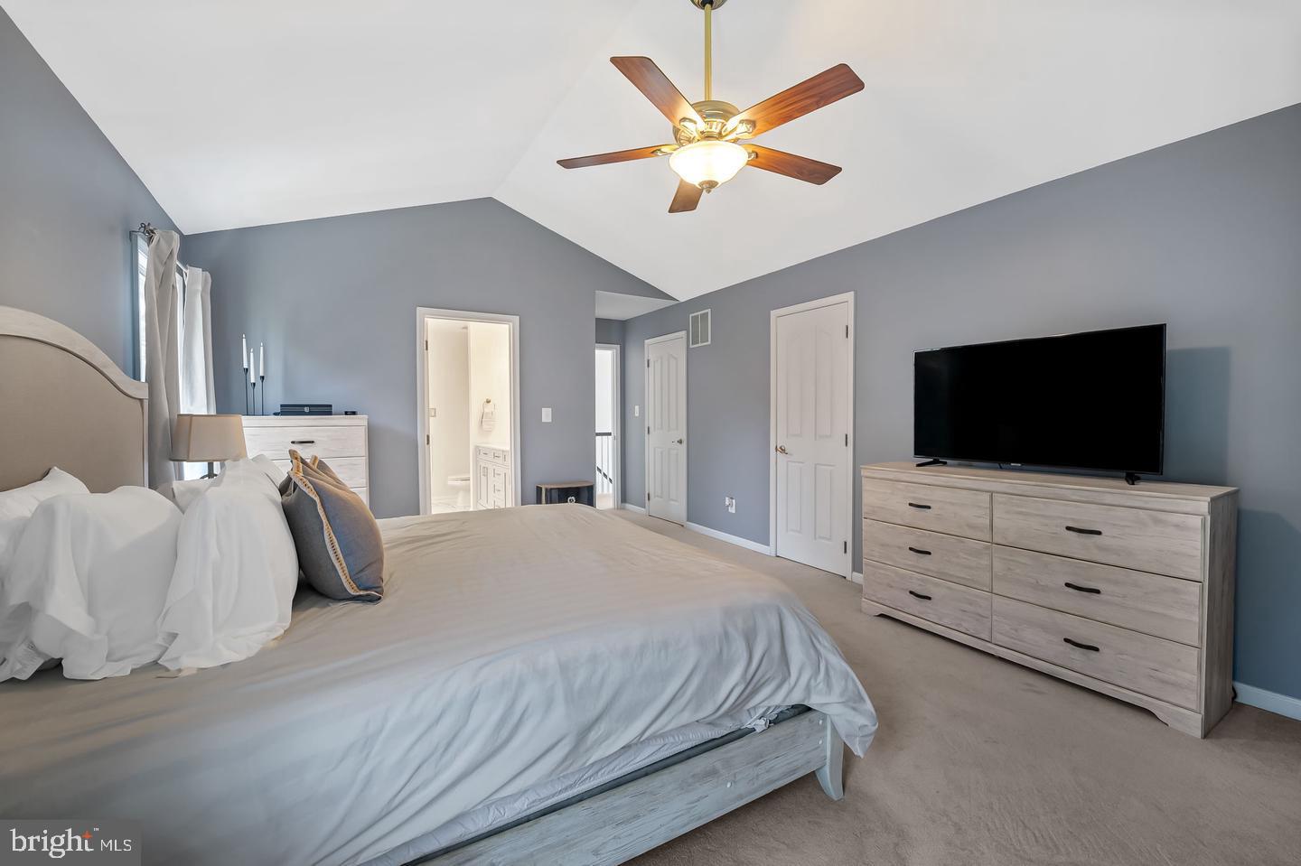 HICKORY OVERLOOK - Residential