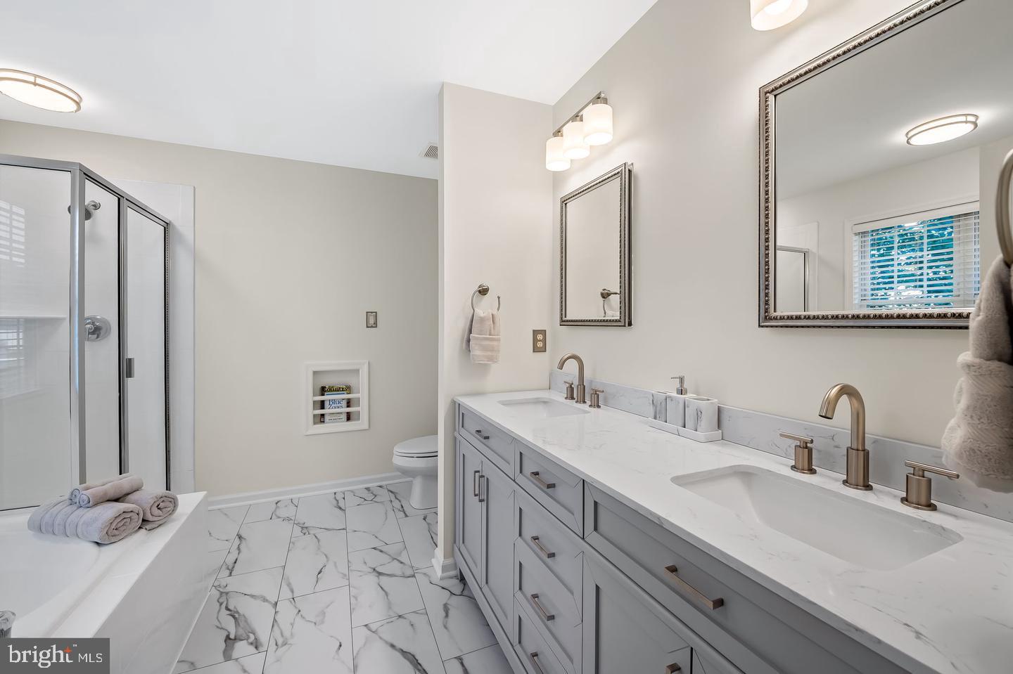 HICKORY OVERLOOK - Residential