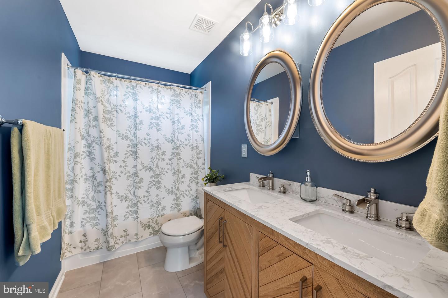 HICKORY OVERLOOK - Residential