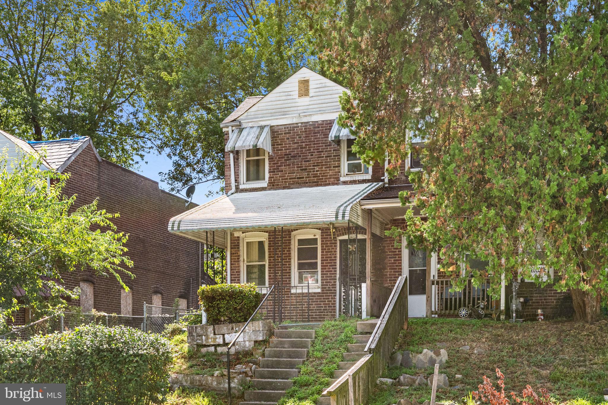 1412 N DUKELAND STREET