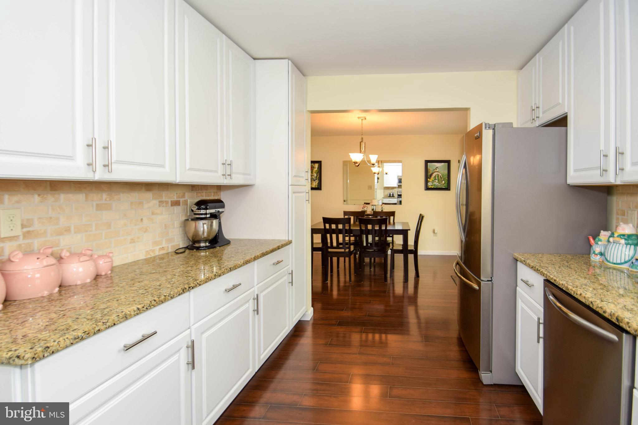 LAKE MEADE - Residential